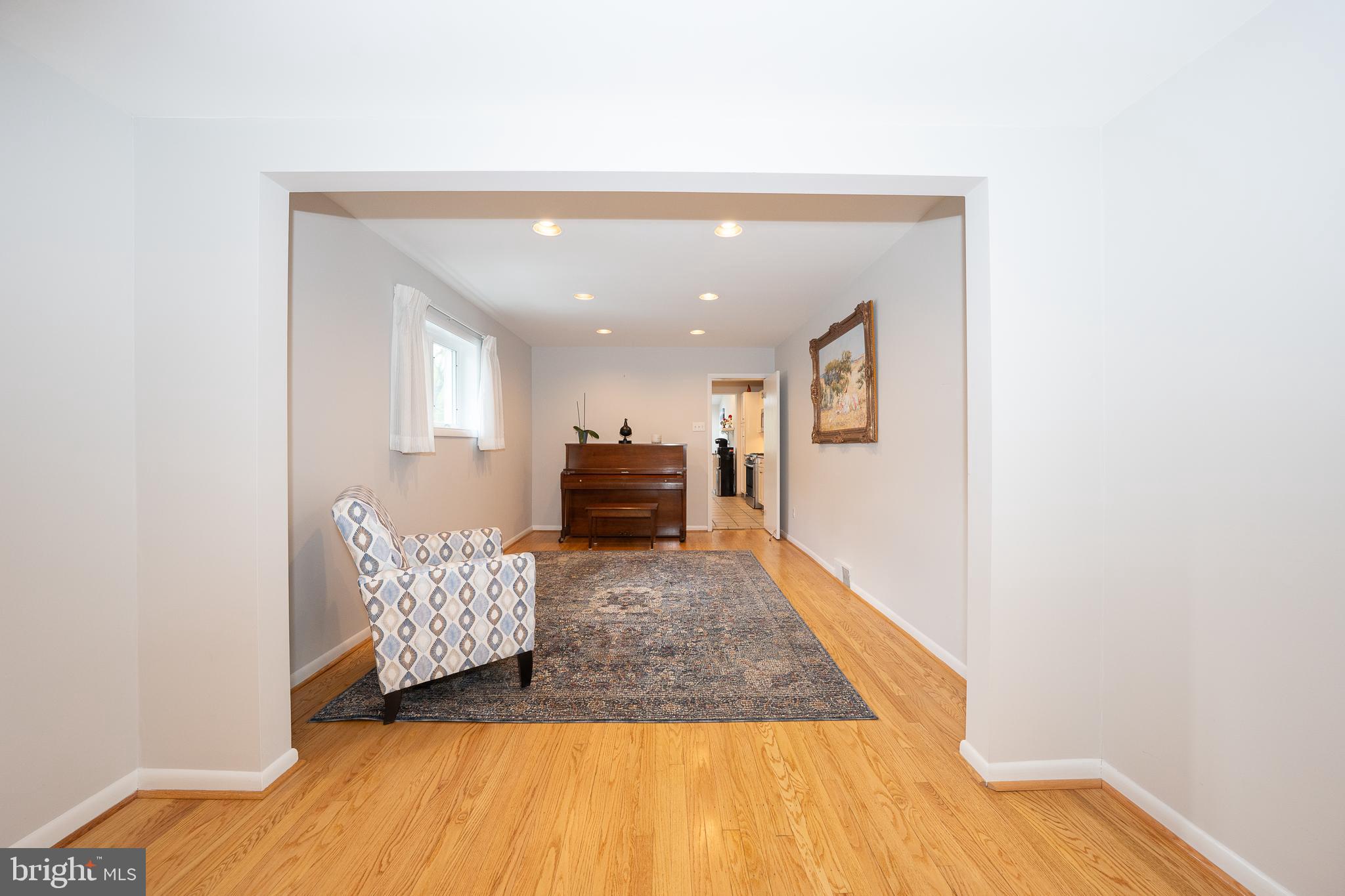 COLLEGE PARK - Residential