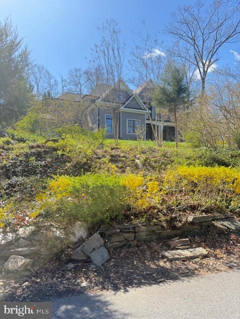 9101 ALDERSHOT DRIVE