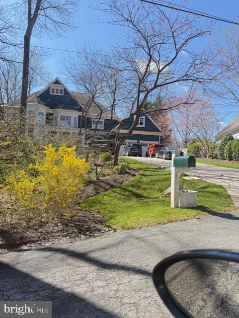 9101 ALDERSHOT DRIVE