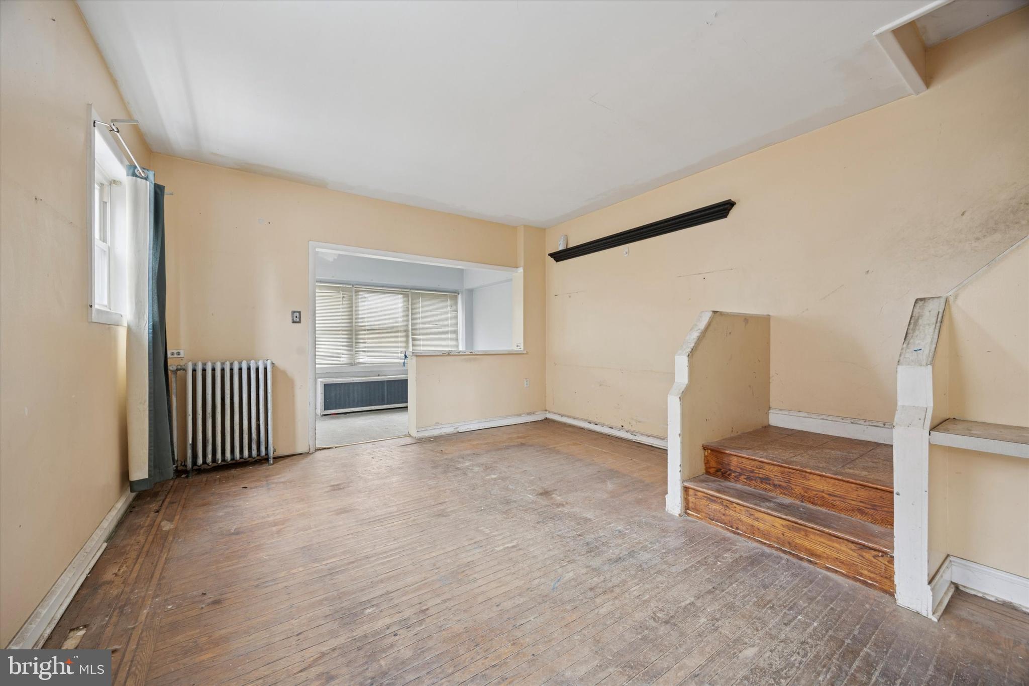 LAWNDALE - Residential