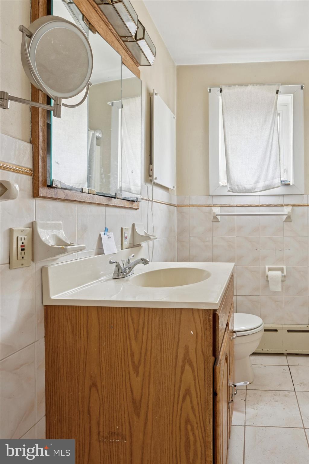 LAWNDALE - Residential