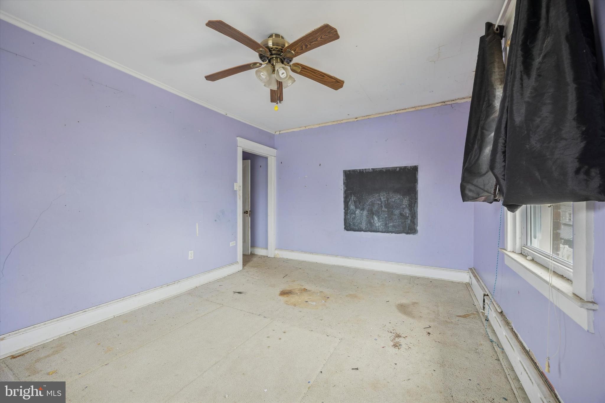 LAWNDALE - Residential