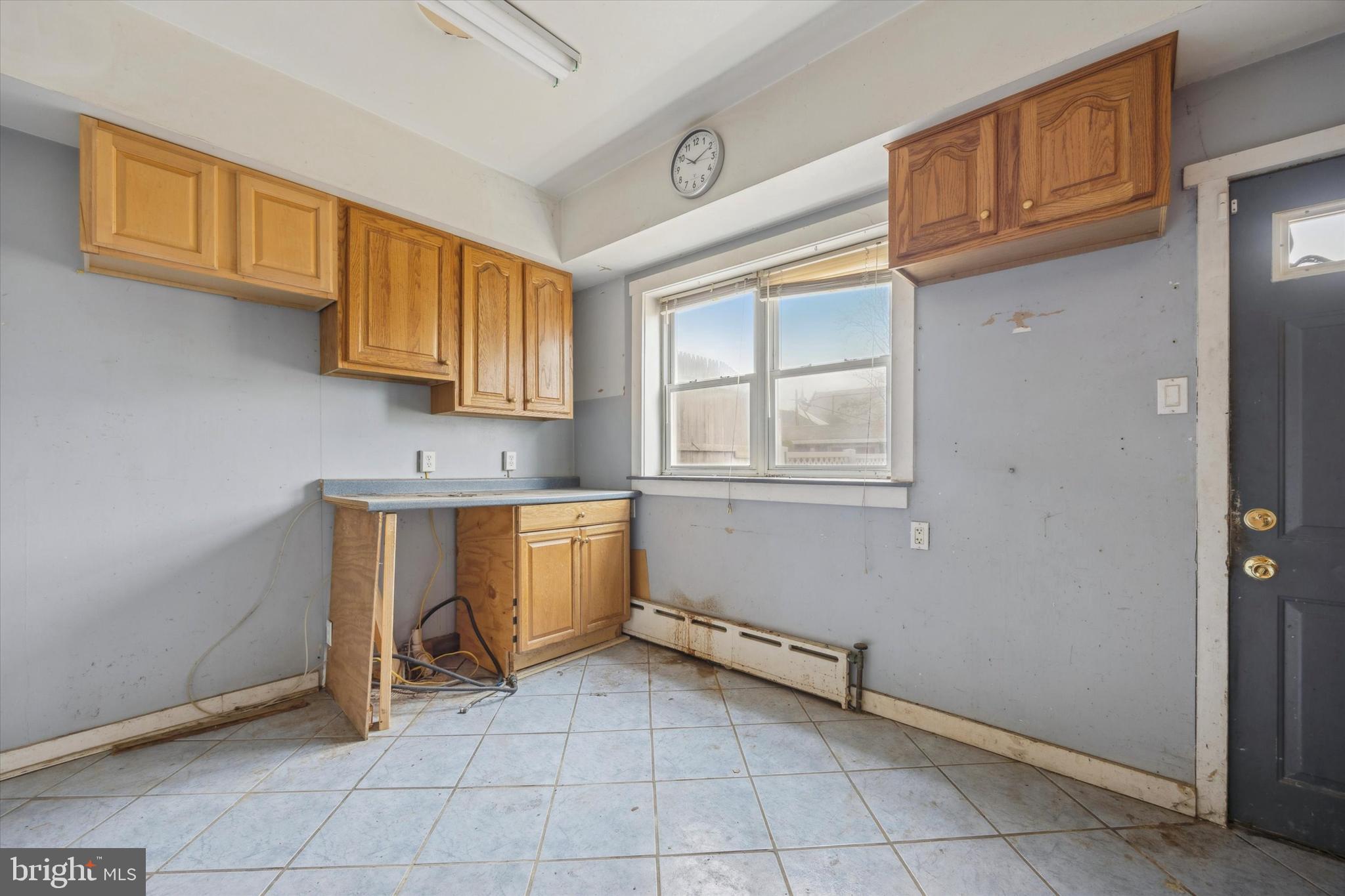 LAWNDALE - Residential