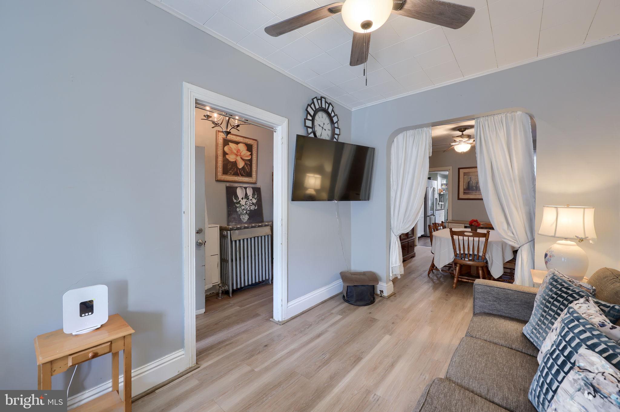 WEST END - Residential