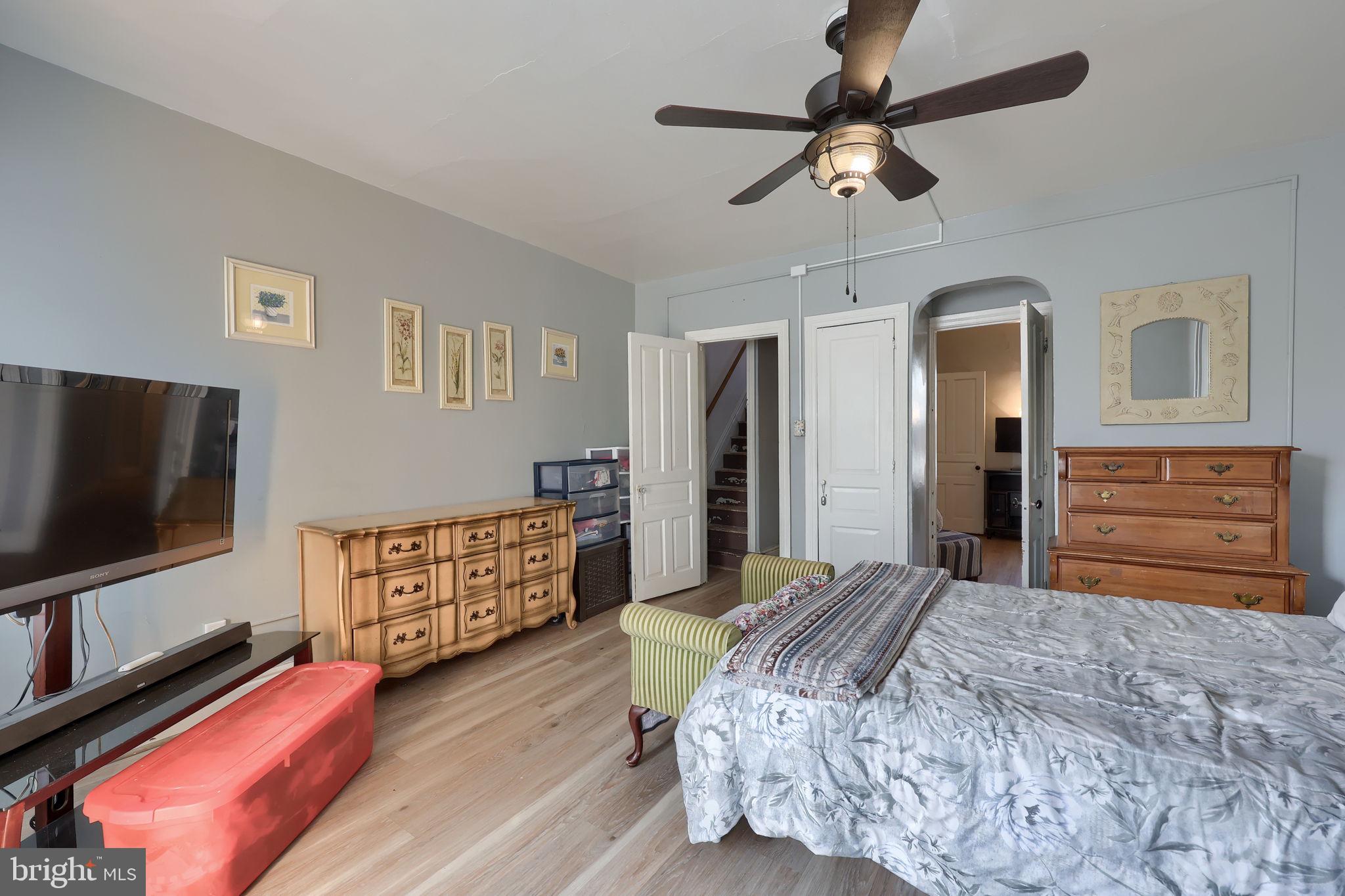 WEST END - Residential