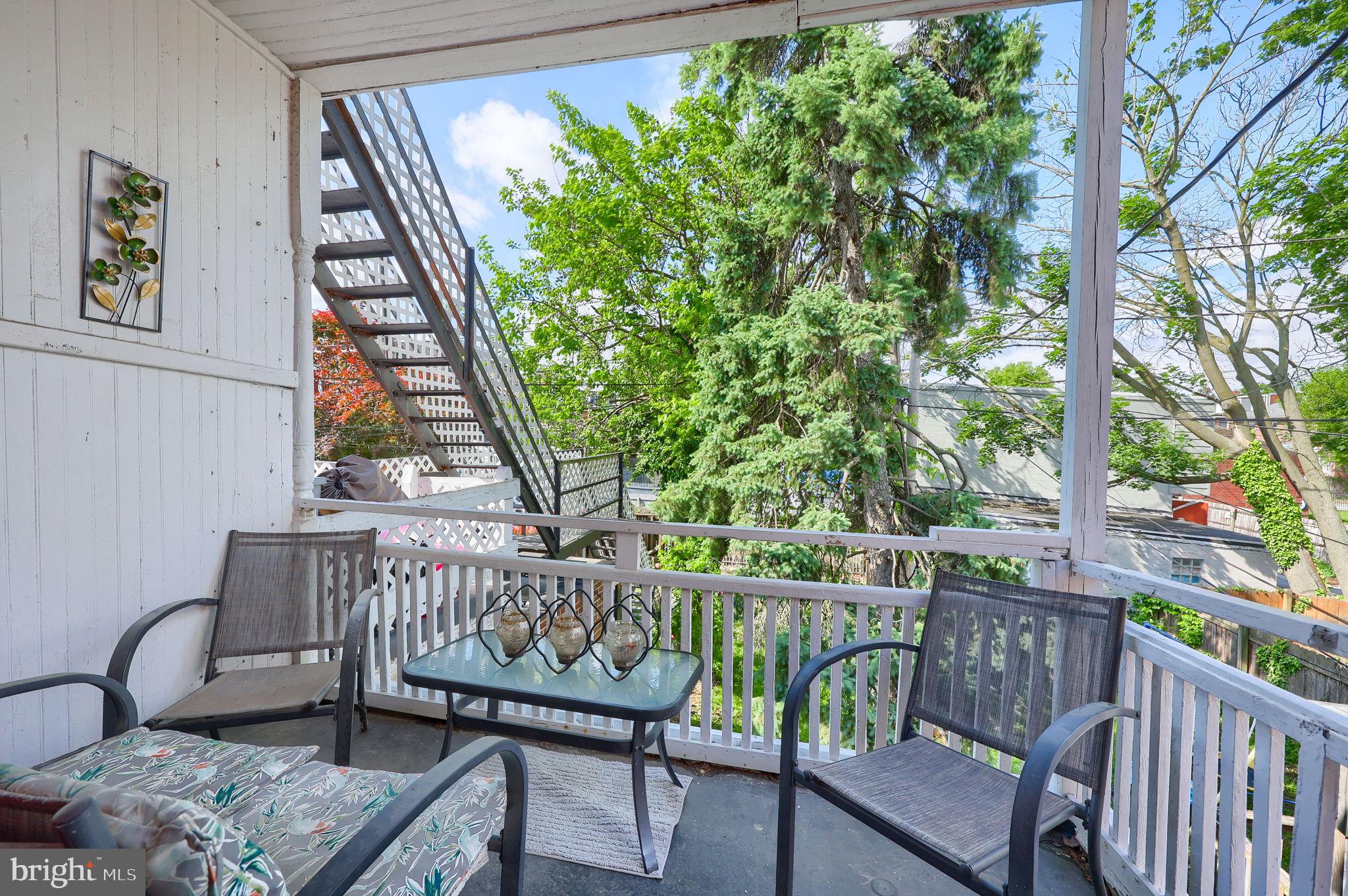 WEST END - Residential
