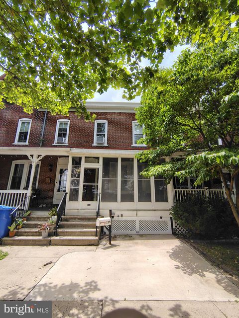 Townhouse For Sale - 135 2nd Avenue<br/> Burlington County, ROEBLING, NJ 08554