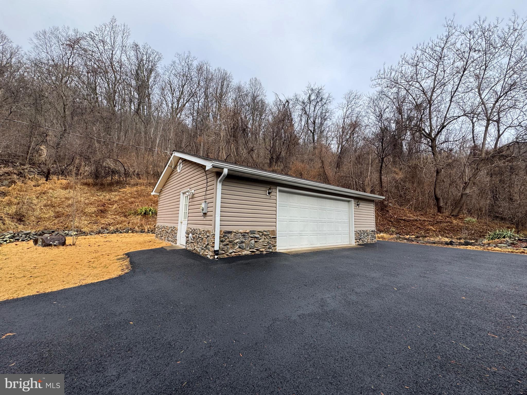 1057 HARMONY ORCHARD ROAD