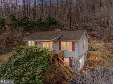 Homes For Sale - 1057 Harmony Orchard Road<br/> Warren County, FRONT ROYAL, VA 22630