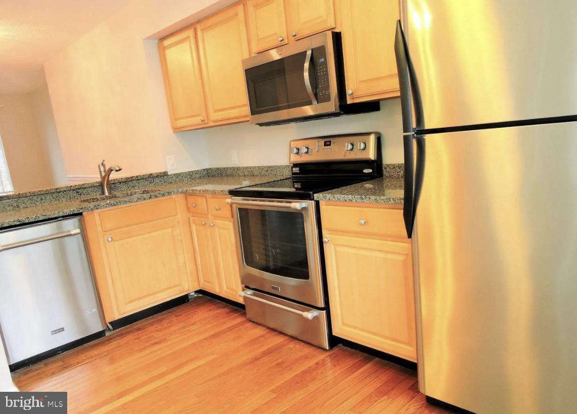 LAKE RIDGE - Residential