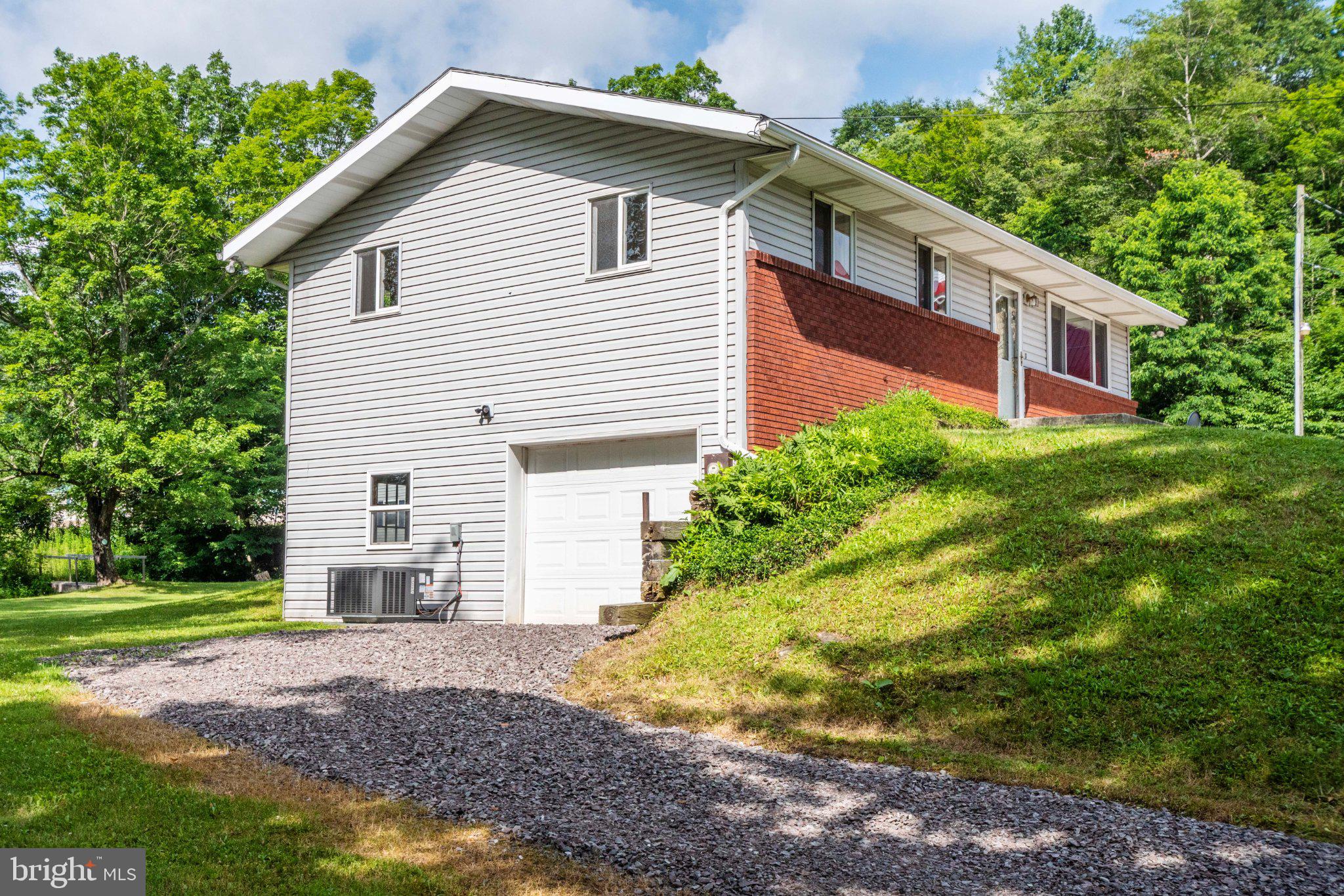 2155 JENNINGS ROAD
