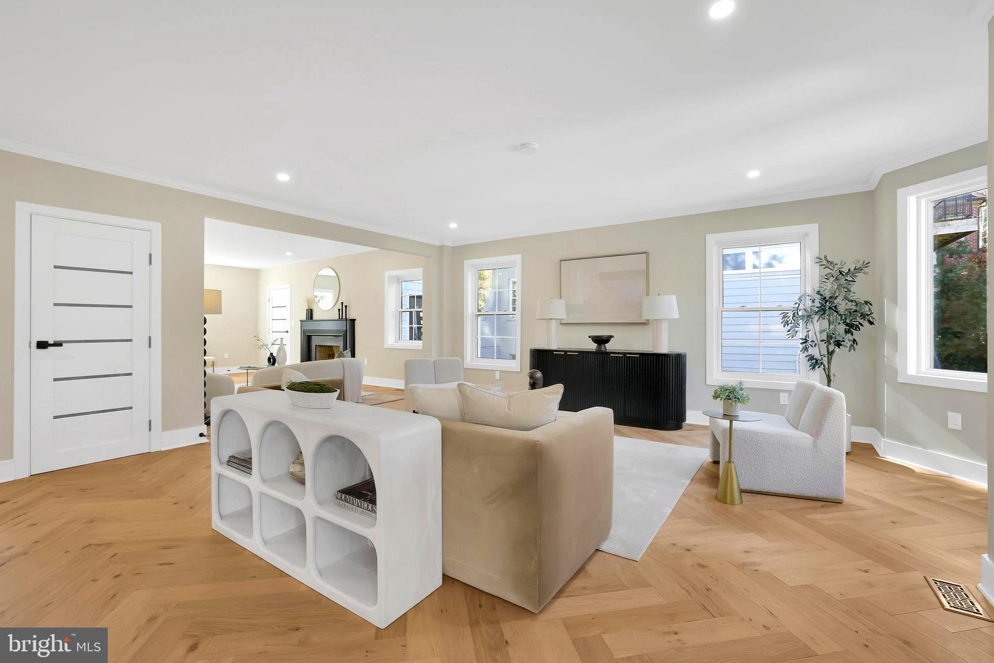 PINEHURST VILLAGE - Residential