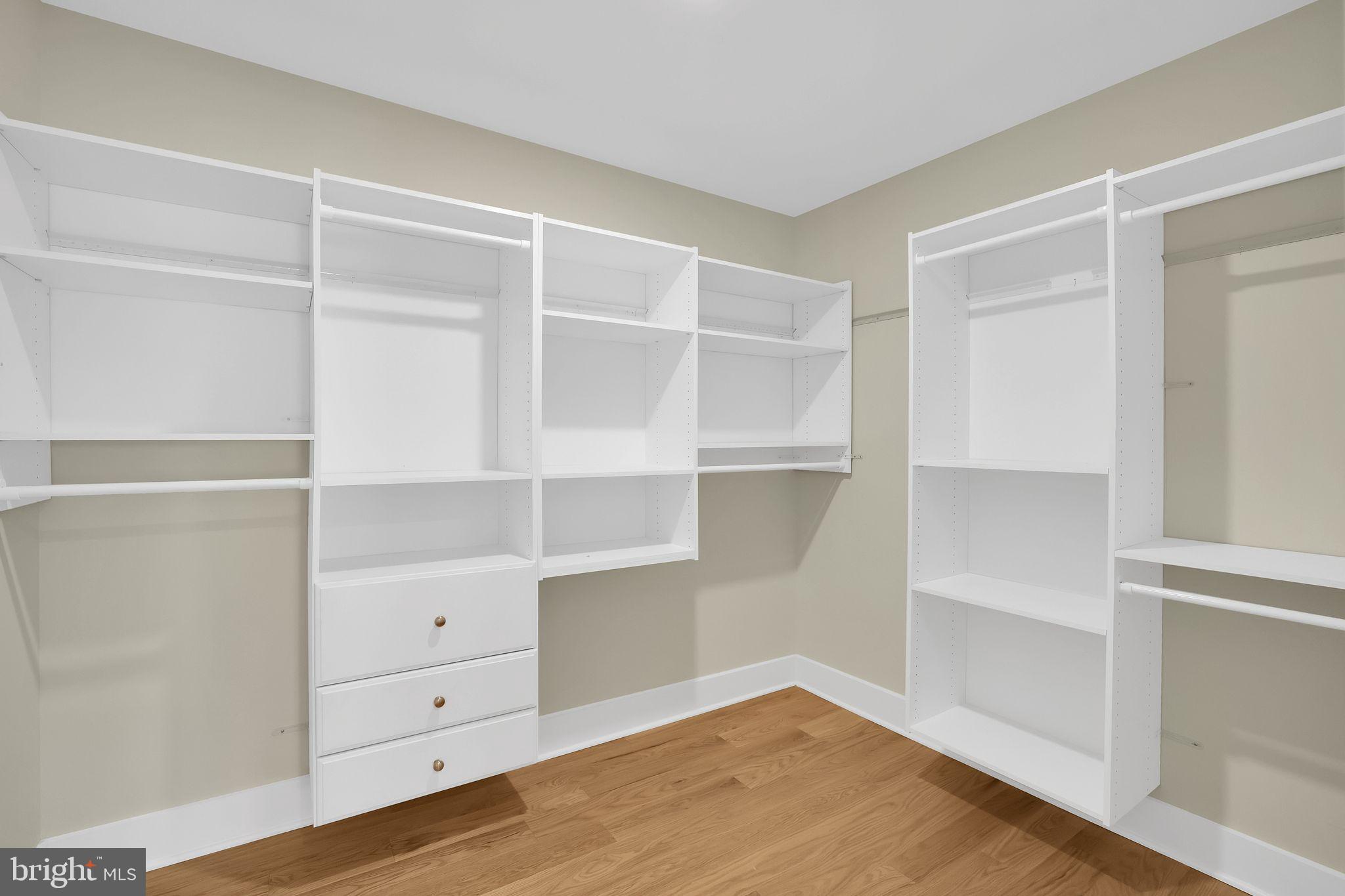 PINEHURST VILLAGE - Residential