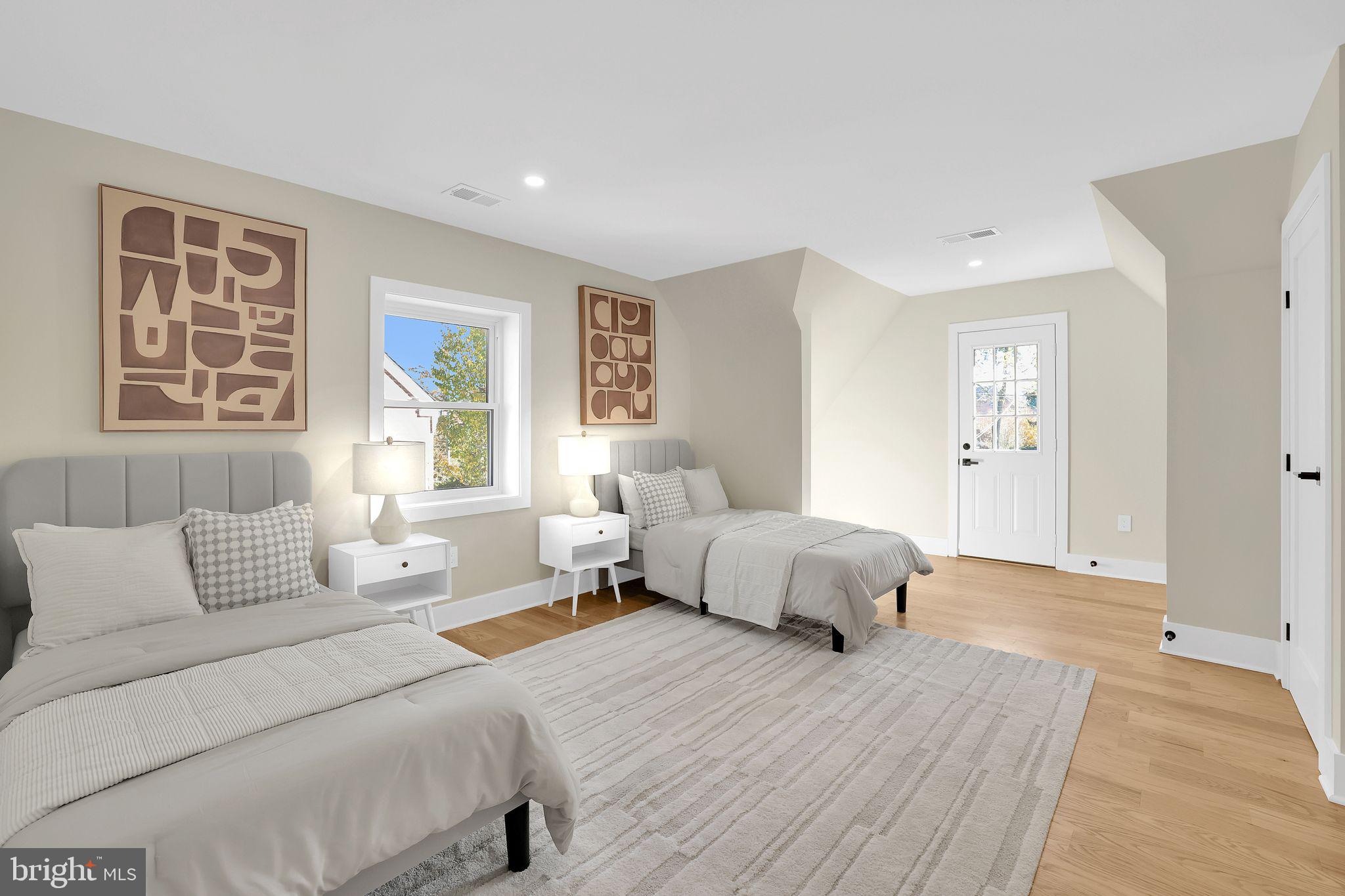 PINEHURST VILLAGE - Residential