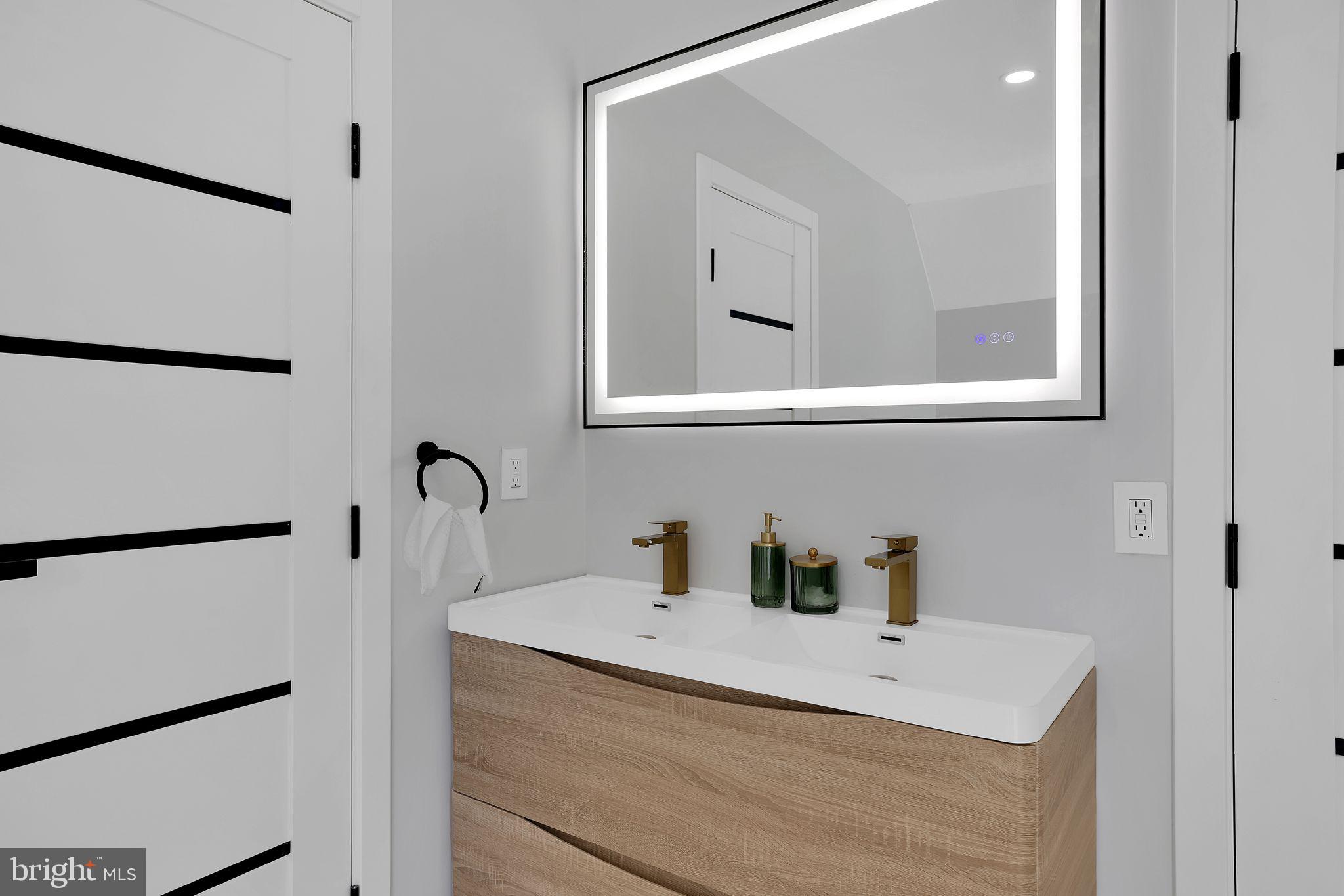 PINEHURST VILLAGE - Residential