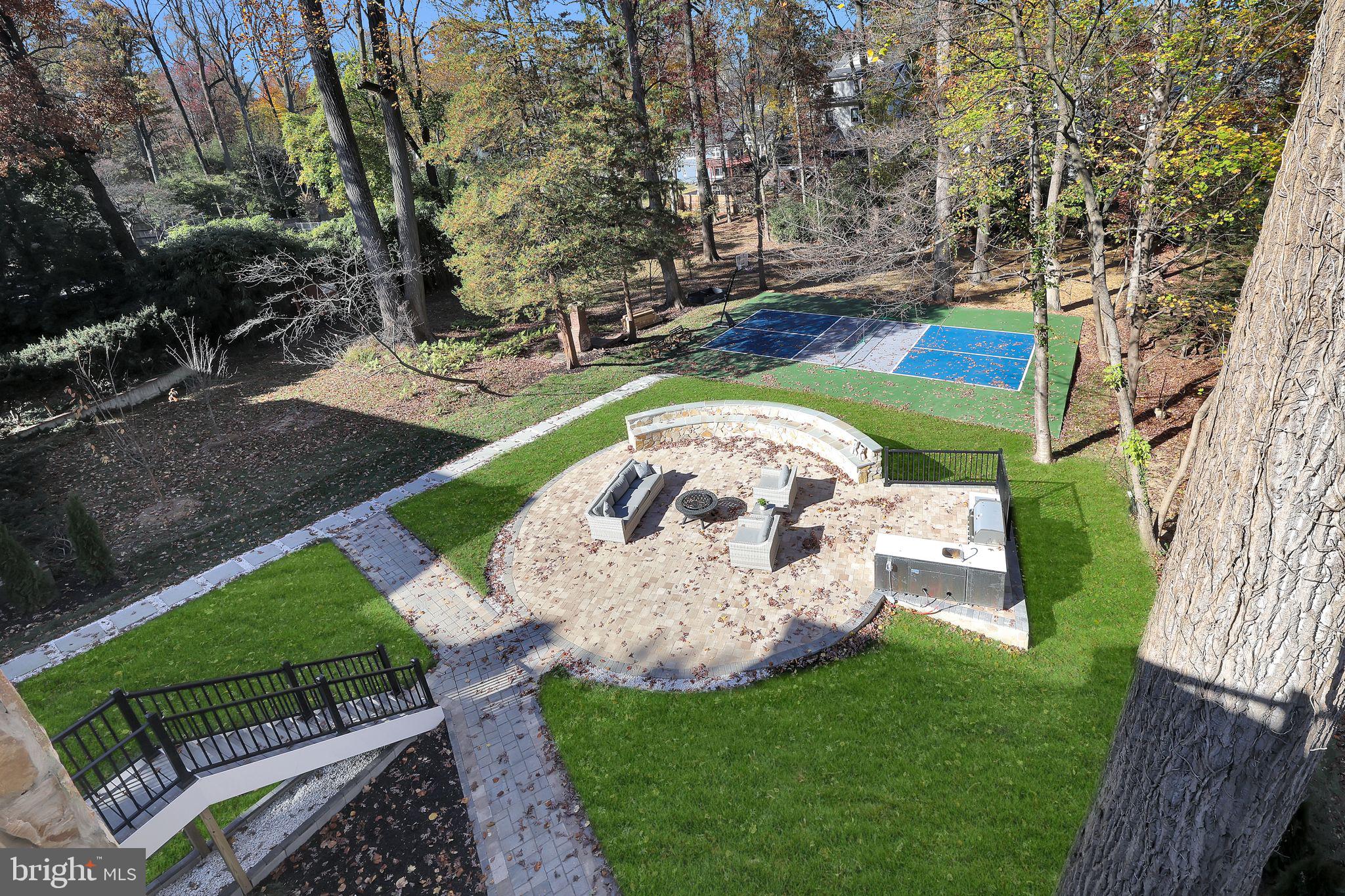 PINEHURST VILLAGE - Residential