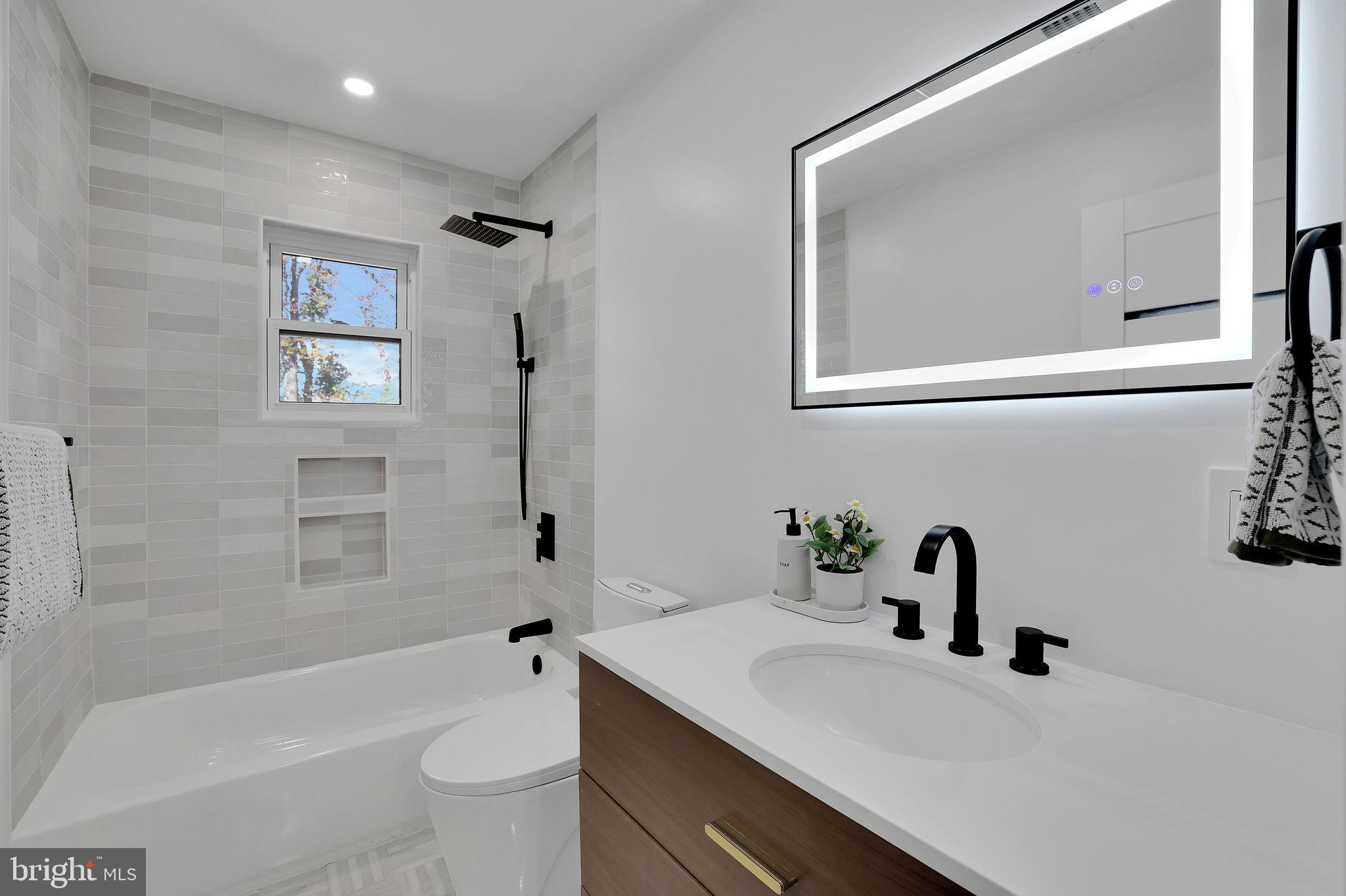 PINEHURST VILLAGE - Residential