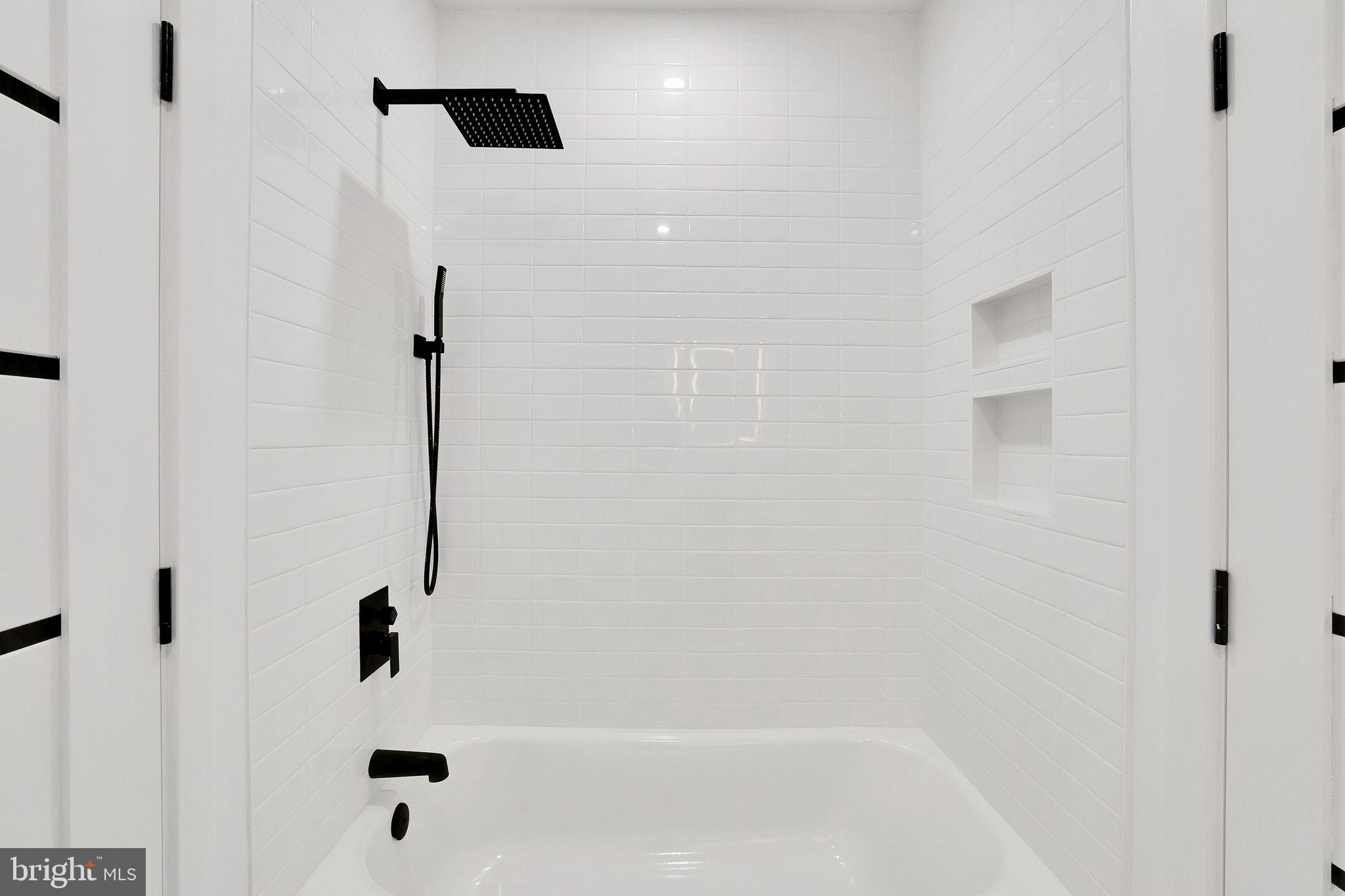 PINEHURST VILLAGE - Residential