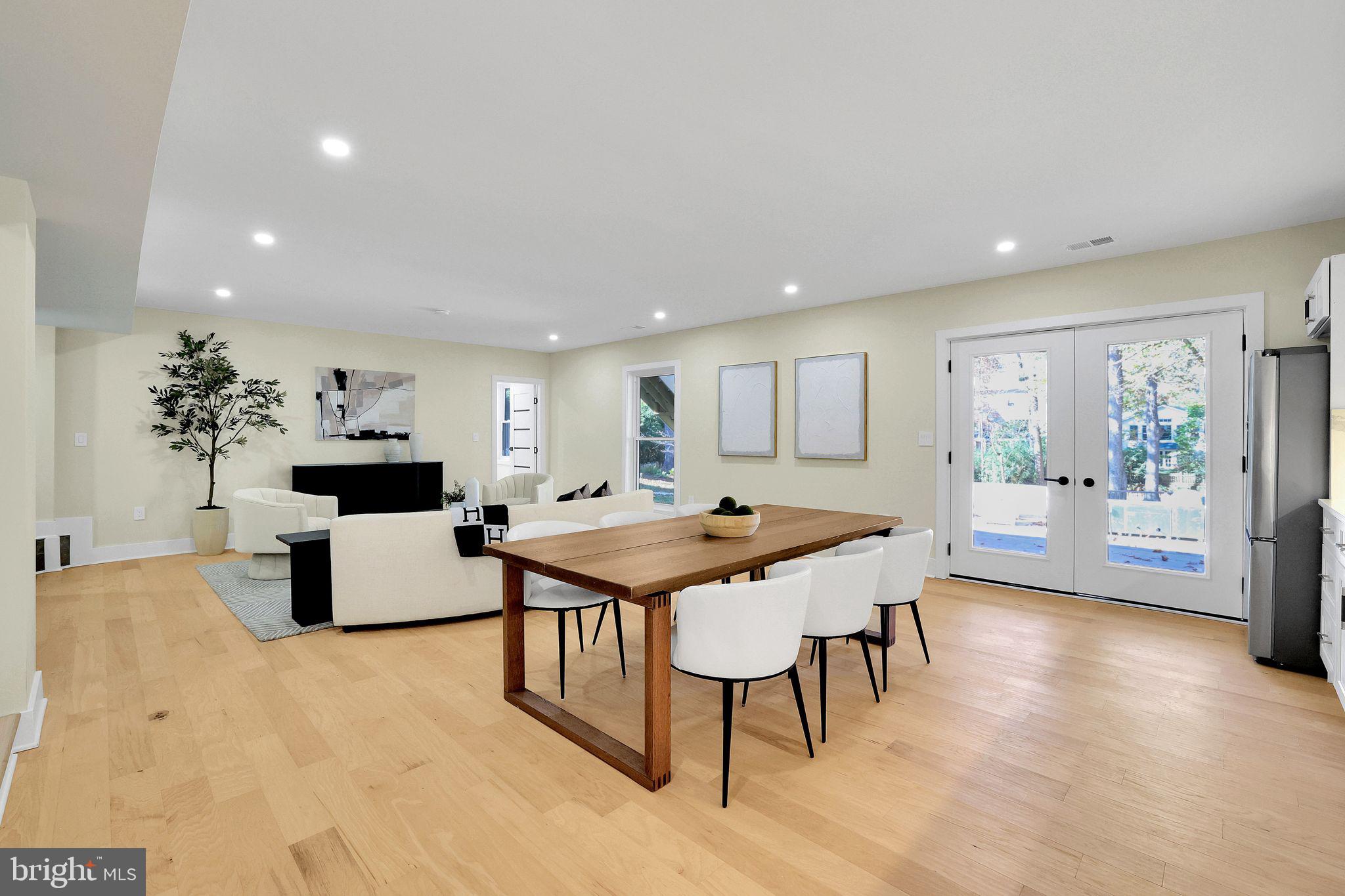 PINEHURST VILLAGE - Residential