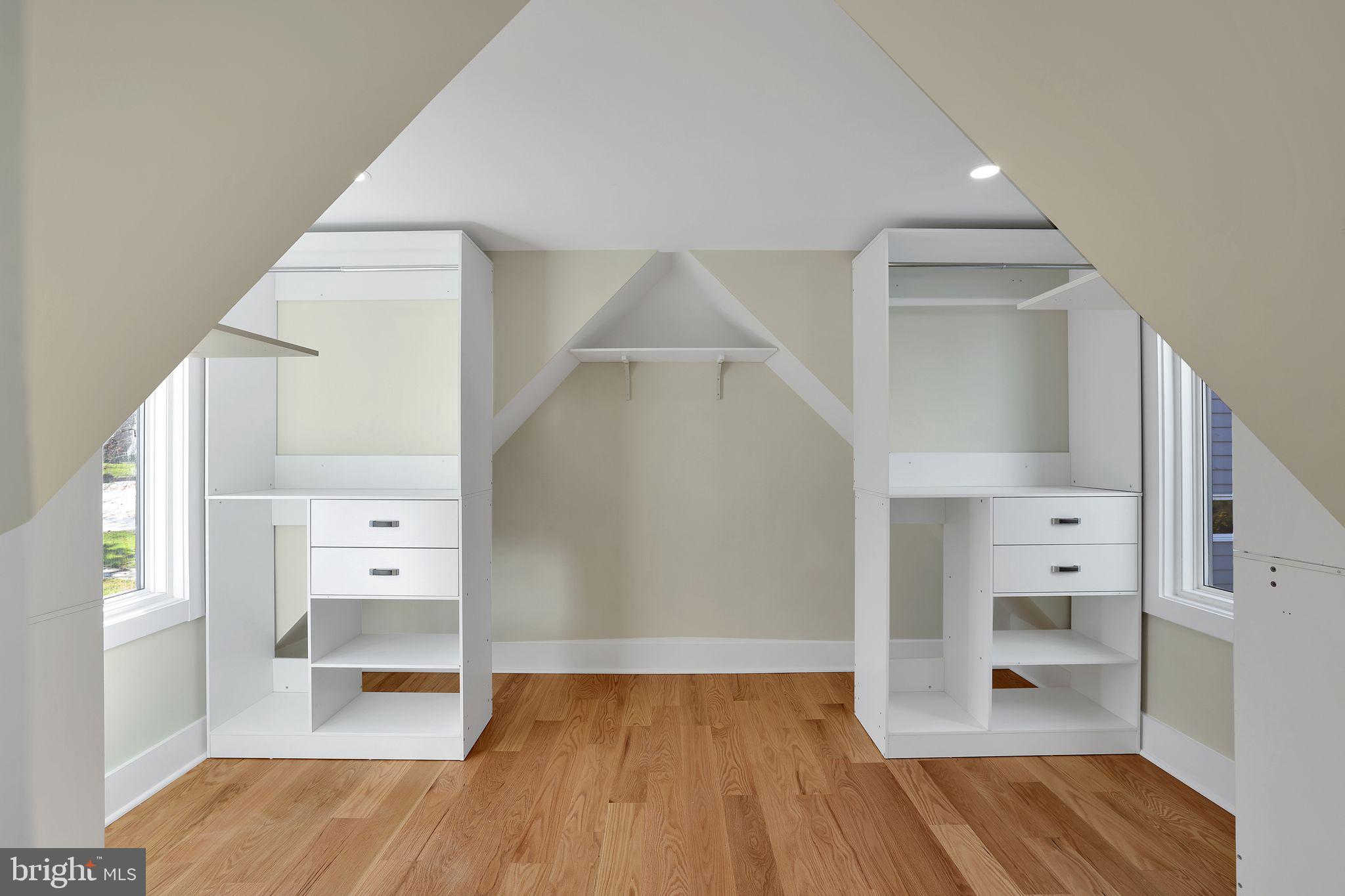 PINEHURST VILLAGE - Residential