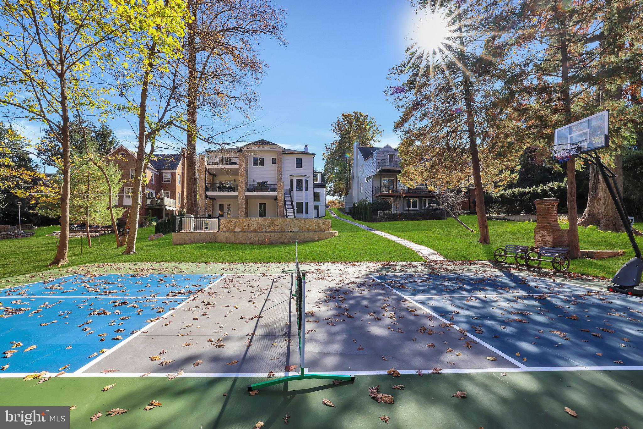 PINEHURST VILLAGE - Residential