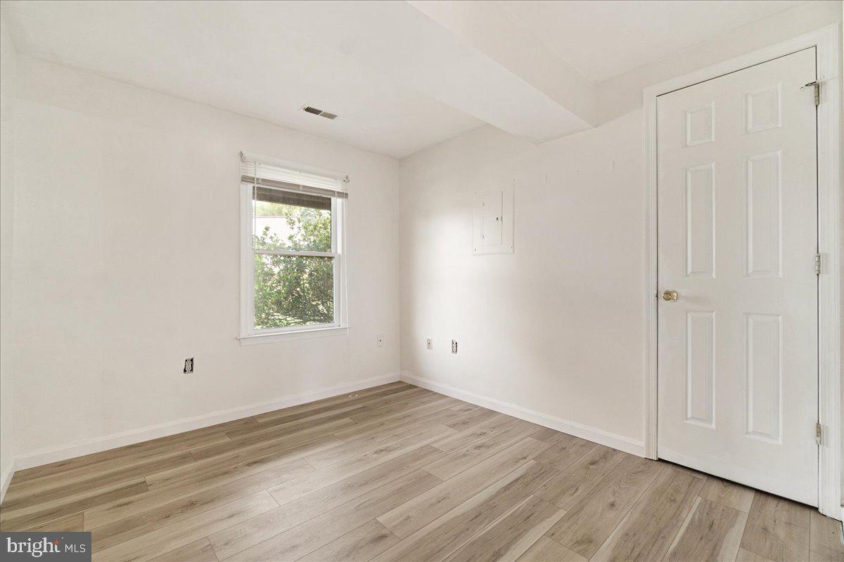 MANOR RIDGE - Residential