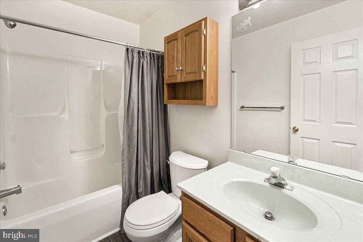 MANOR RIDGE - Residential