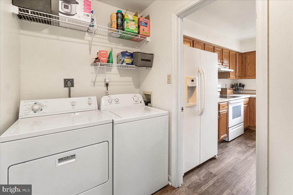 MANOR RIDGE - Residential