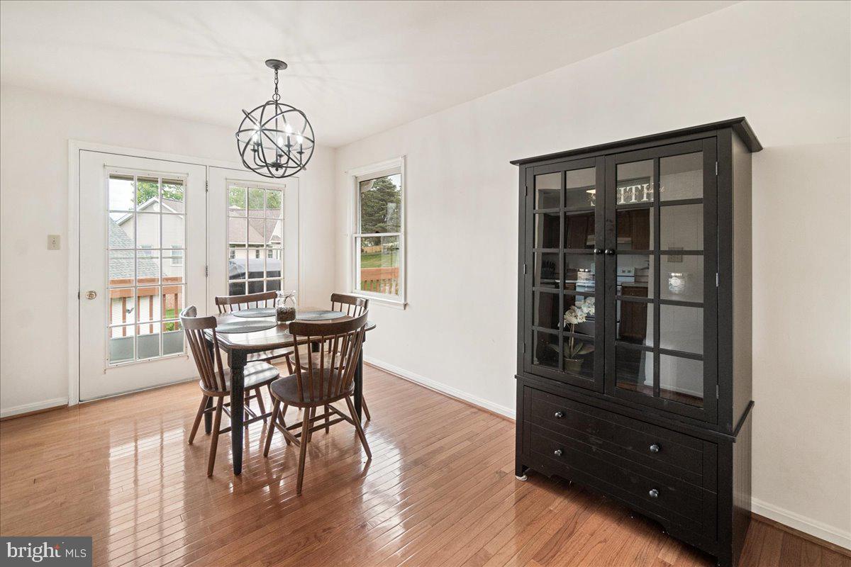 MANOR RIDGE - Residential