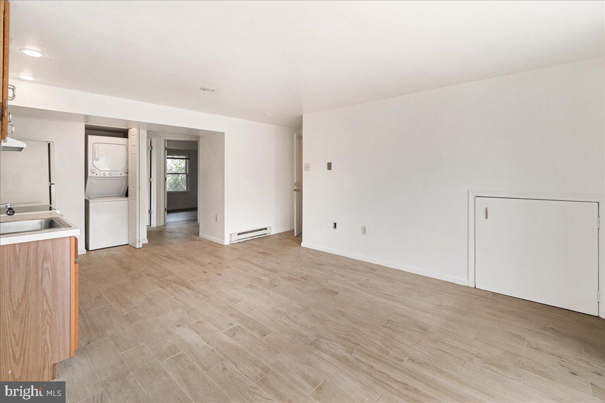 MANOR RIDGE - Residential