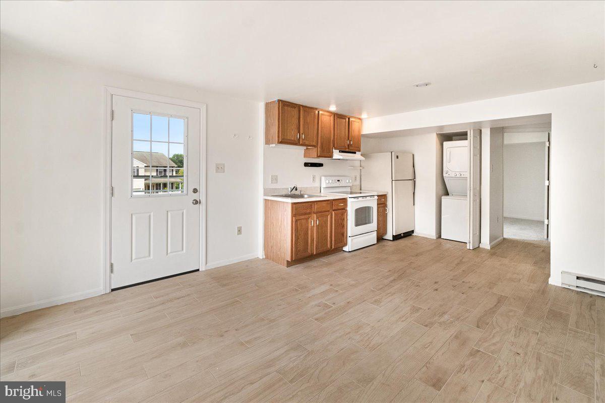 MANOR RIDGE - Residential