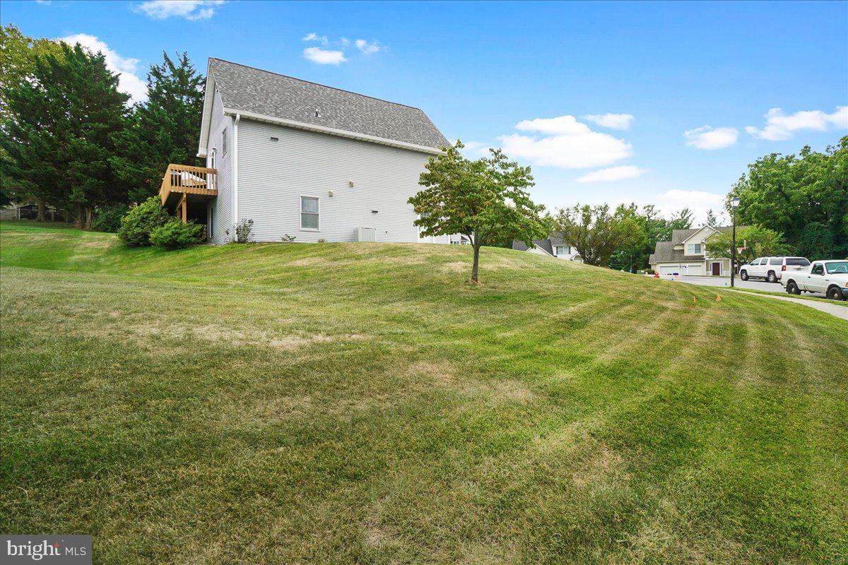 MANOR RIDGE - Residential