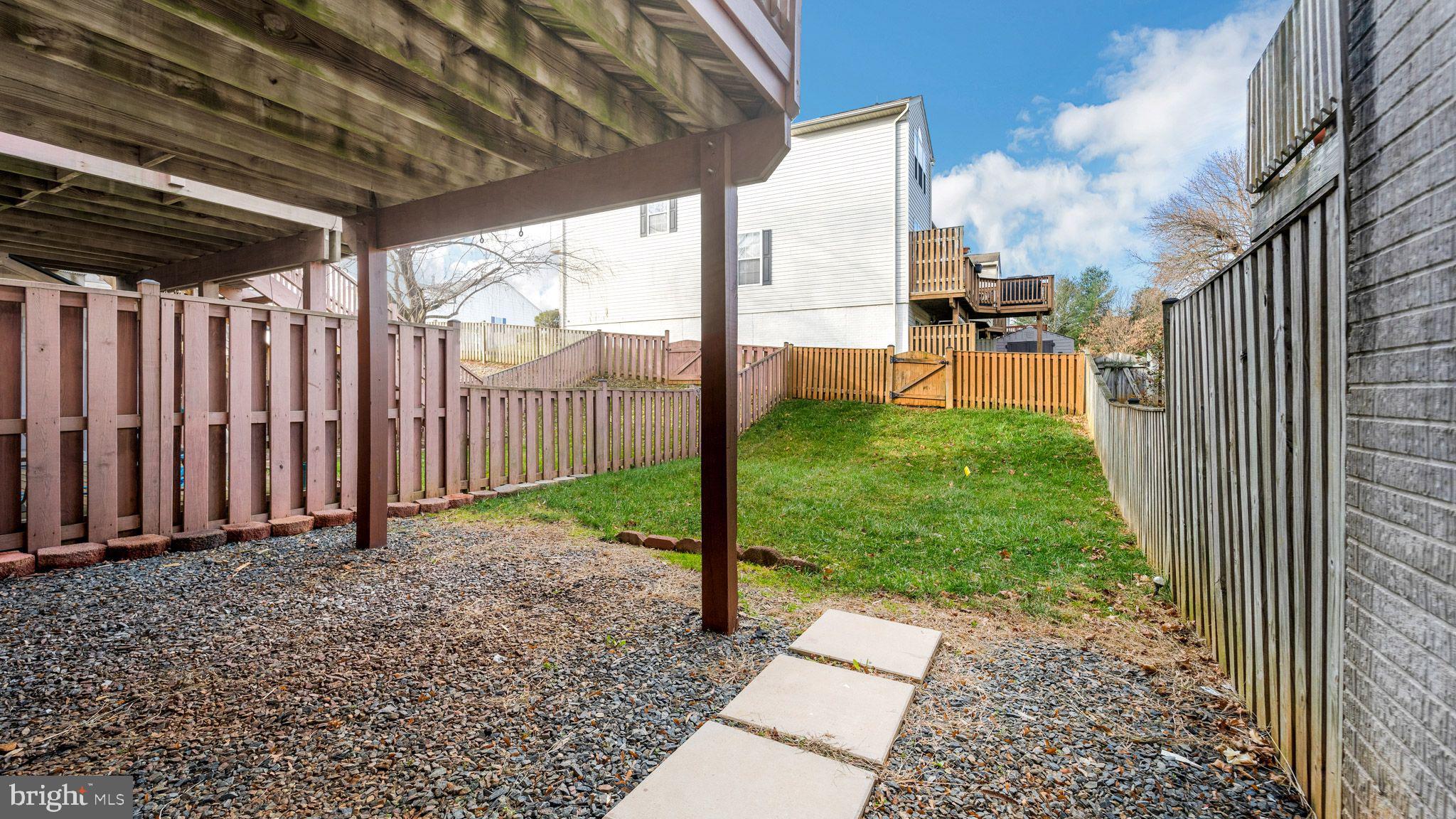 HICKORY OVERLOOK - Residential Lease