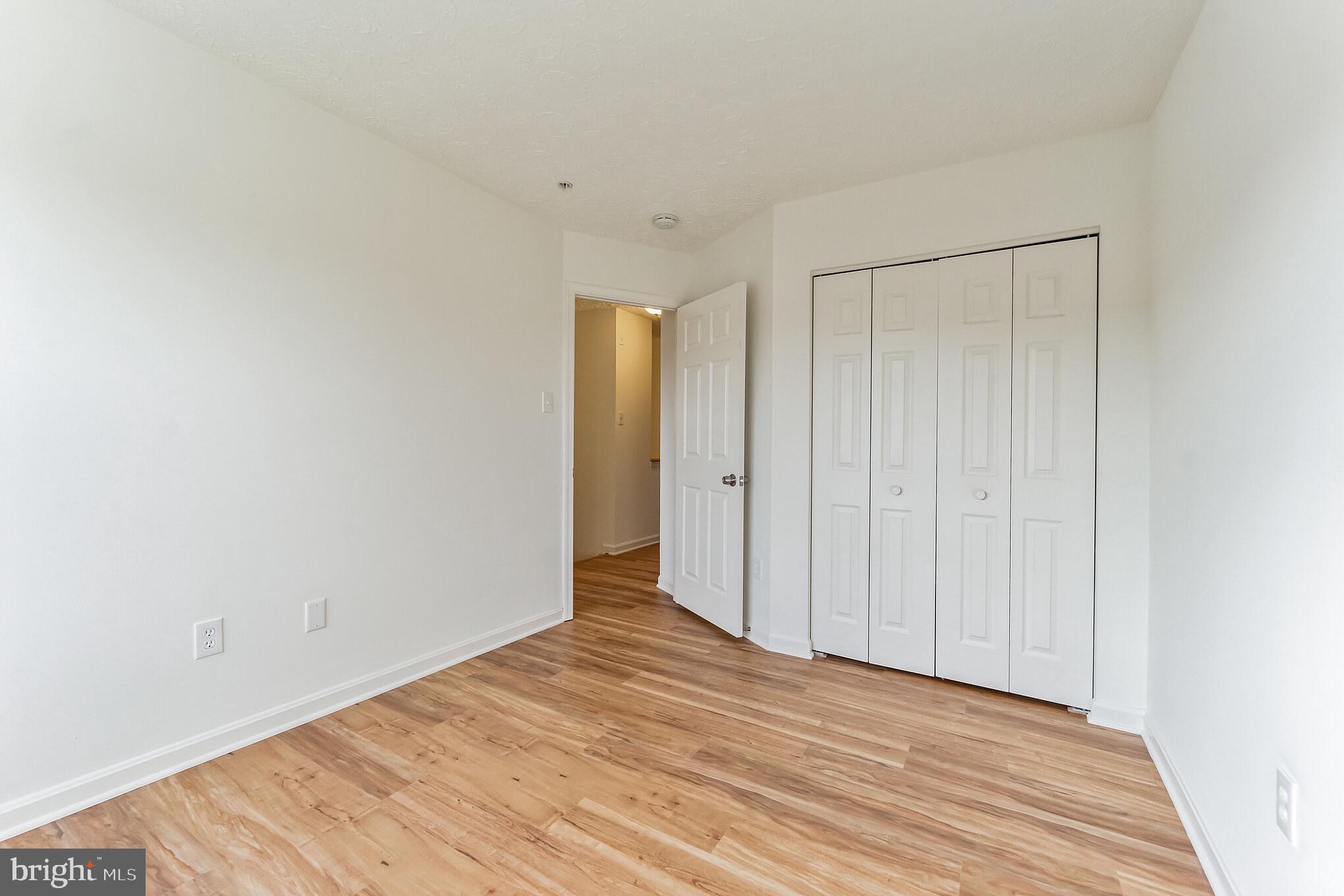 HICKORY OVERLOOK - Residential Lease