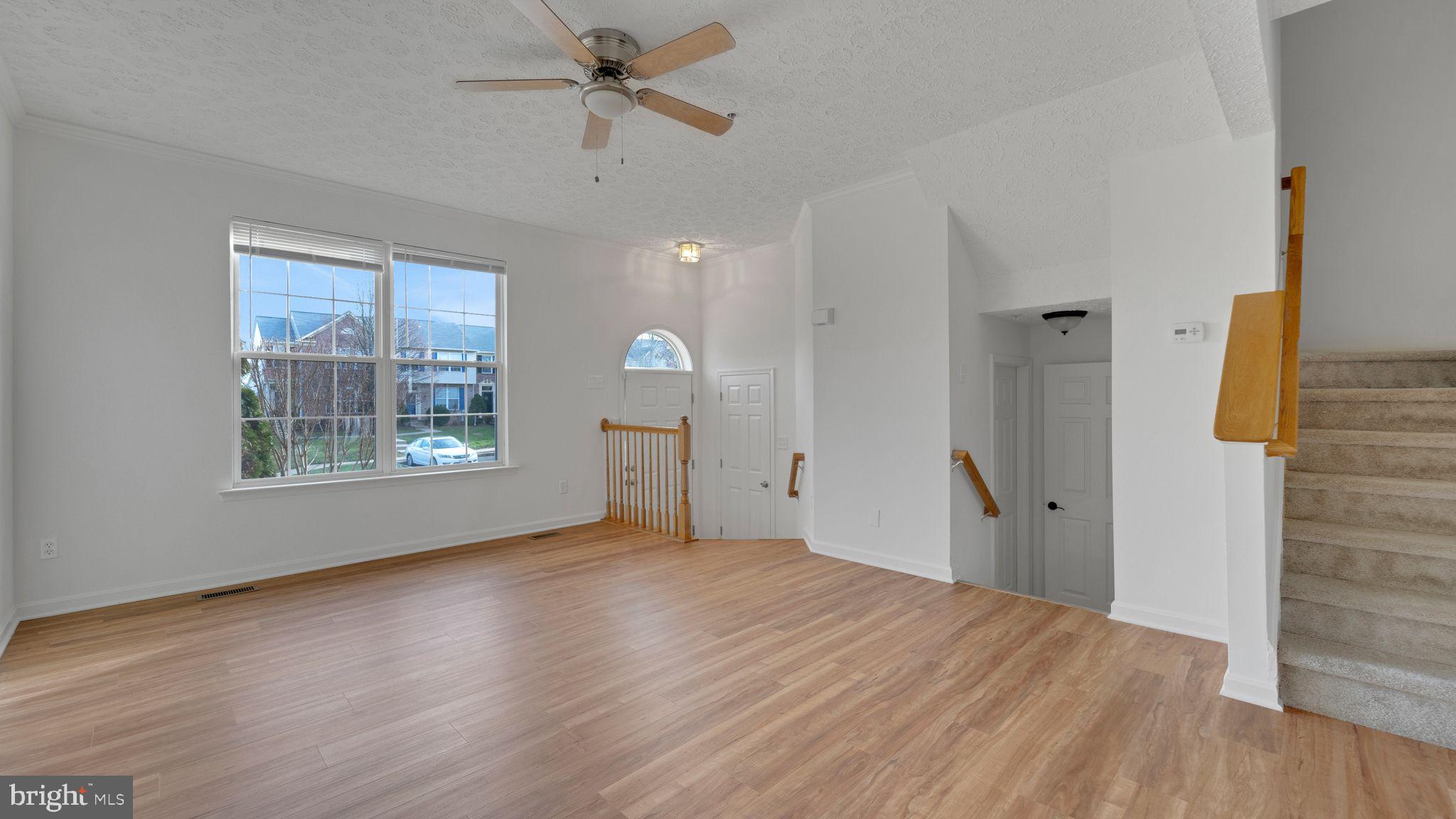 HICKORY OVERLOOK - Residential Lease