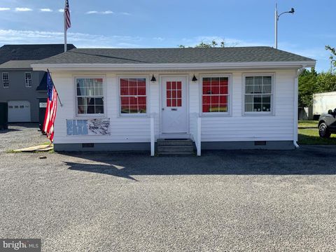 507 NORTH MAIN STREET KILMARNOCK VA 22482