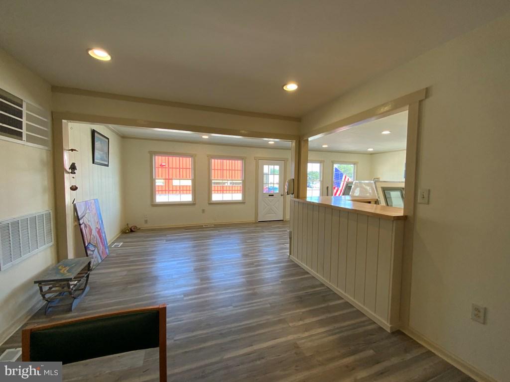 507 NORTH MAIN STREET