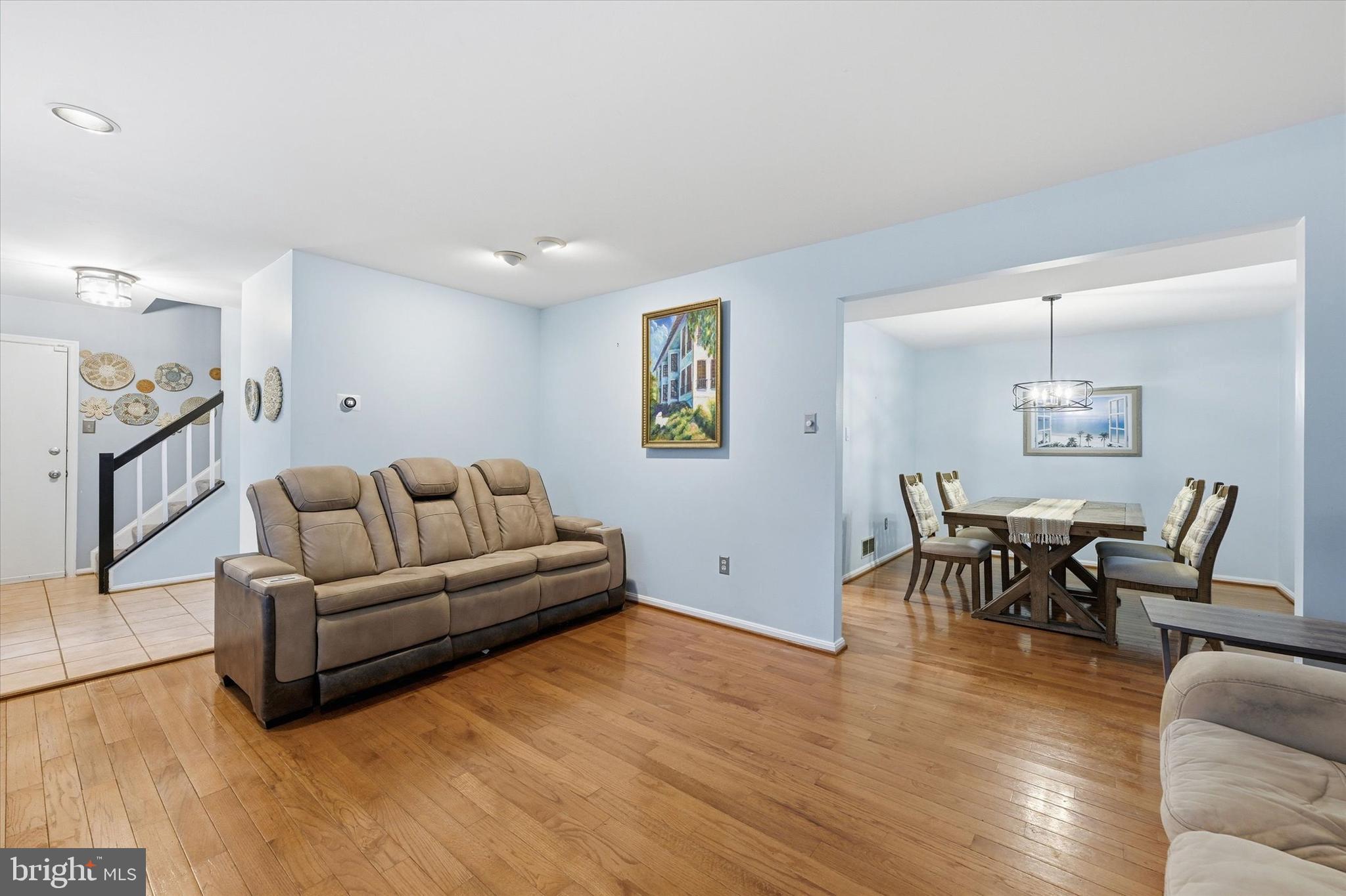 AUTUMN HILL - Residential