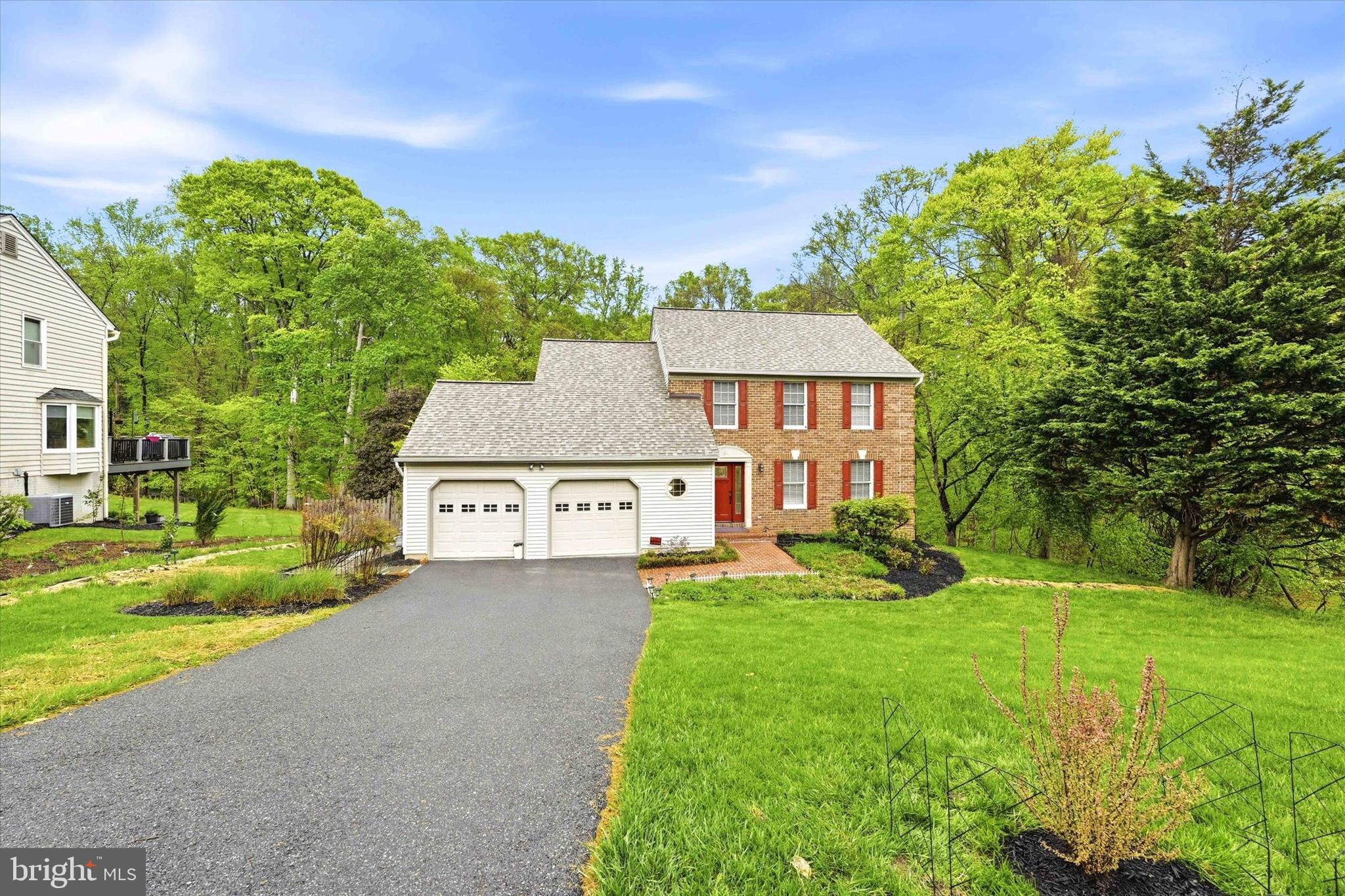 AUTUMN HILL - Residential