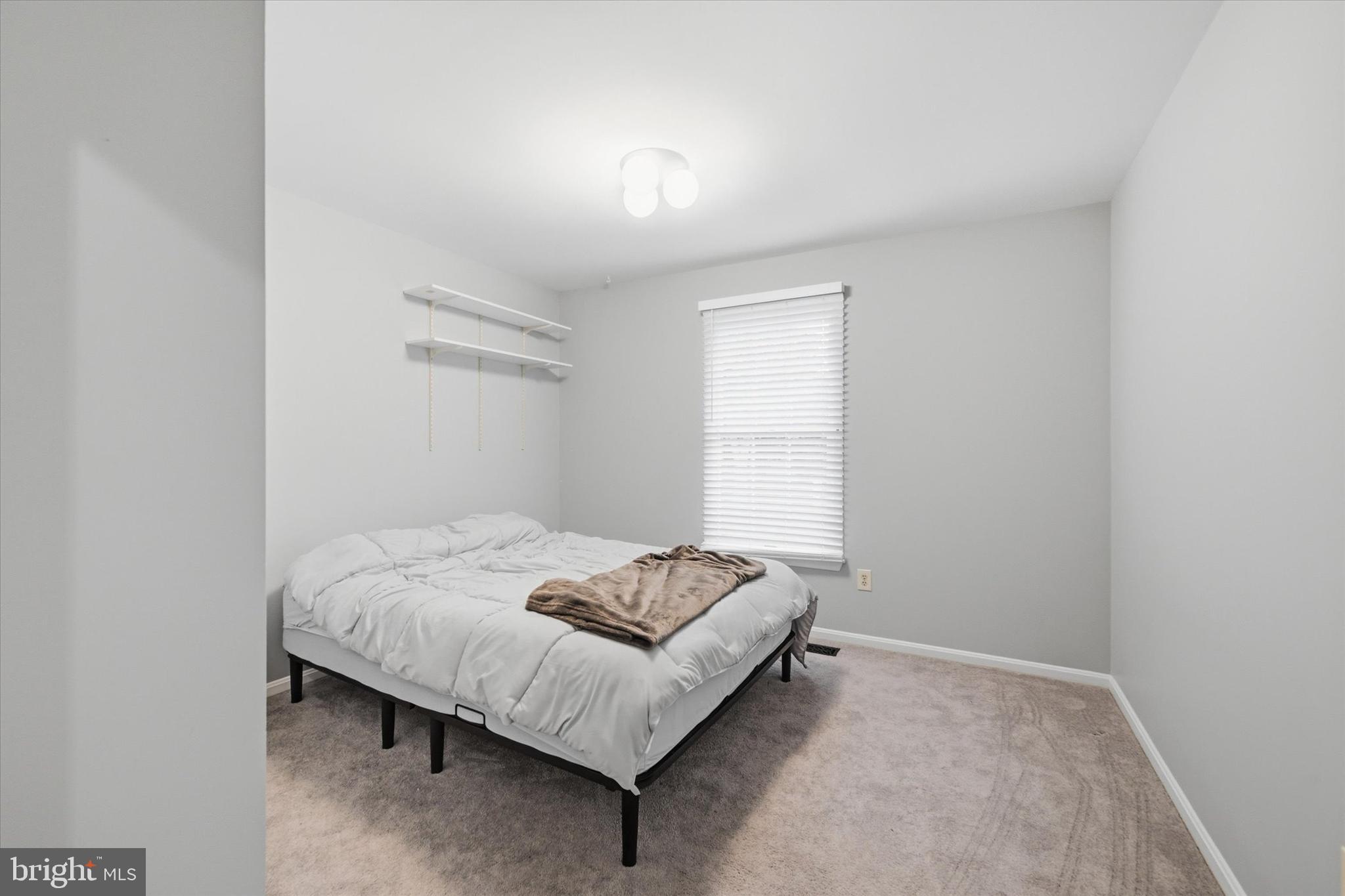 AUTUMN HILL - Residential