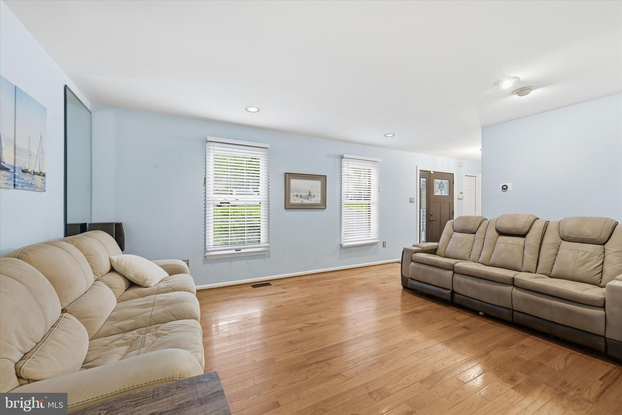 AUTUMN HILL - Residential