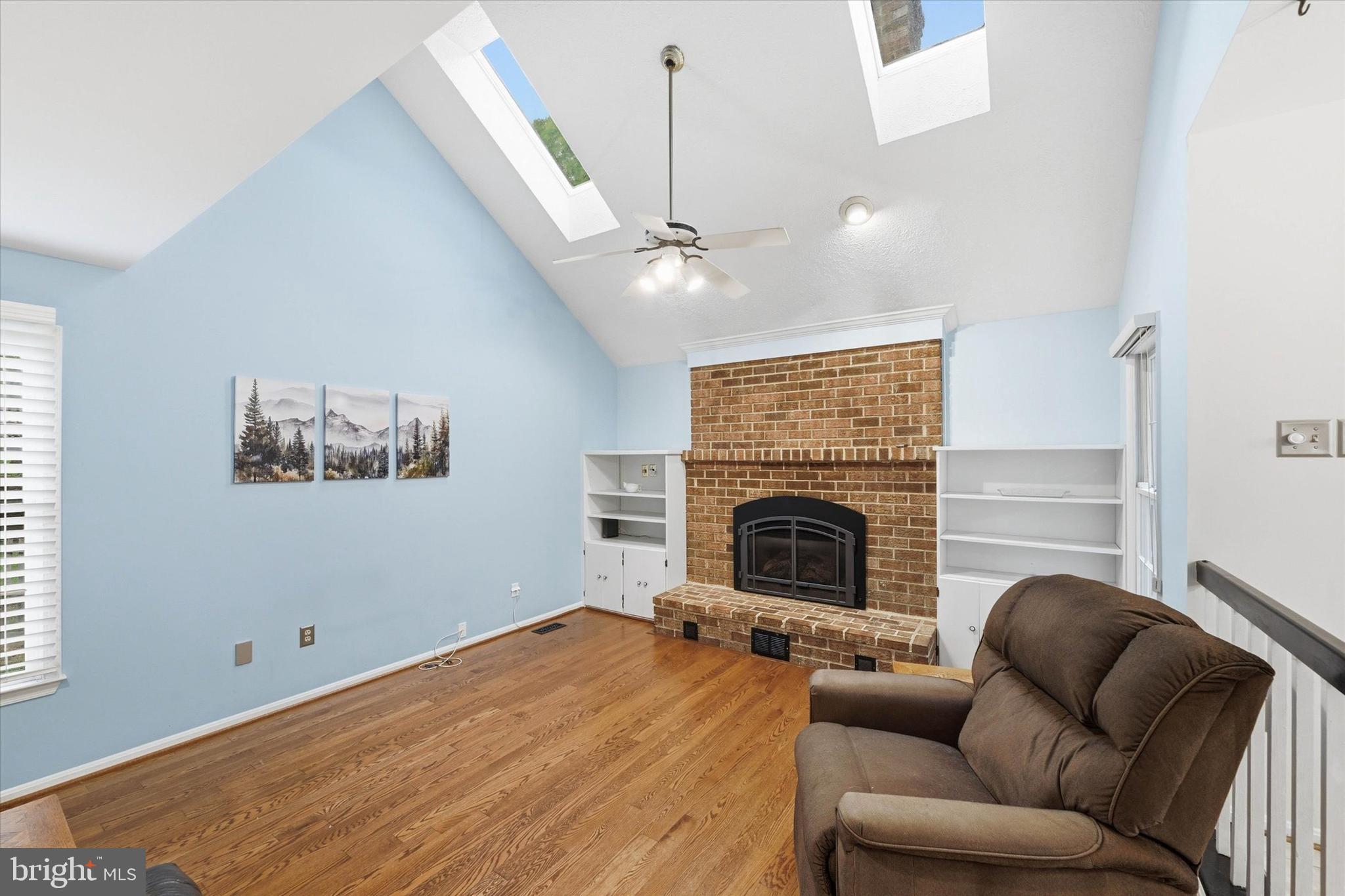 AUTUMN HILL - Residential