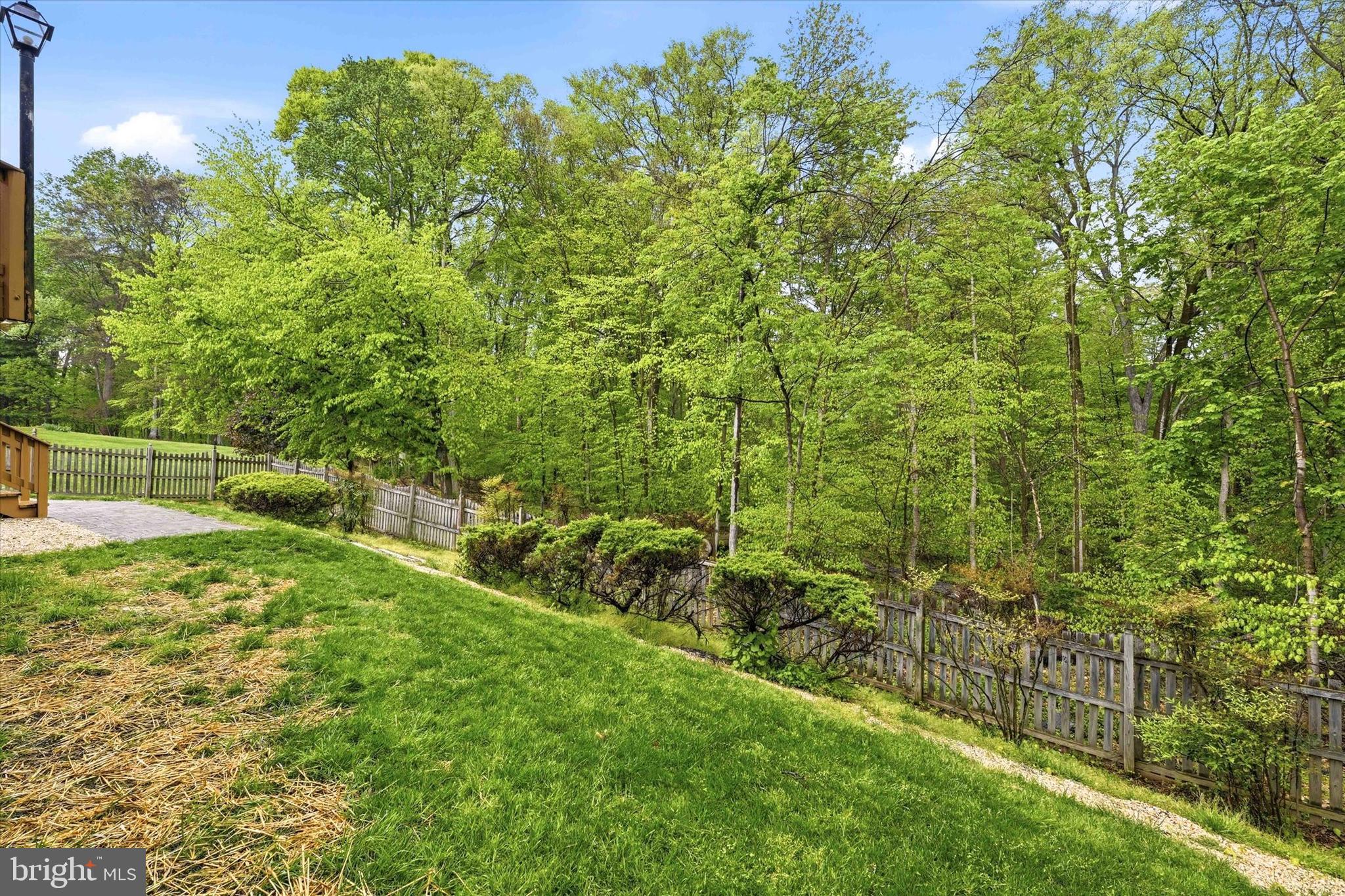 AUTUMN HILL - Residential