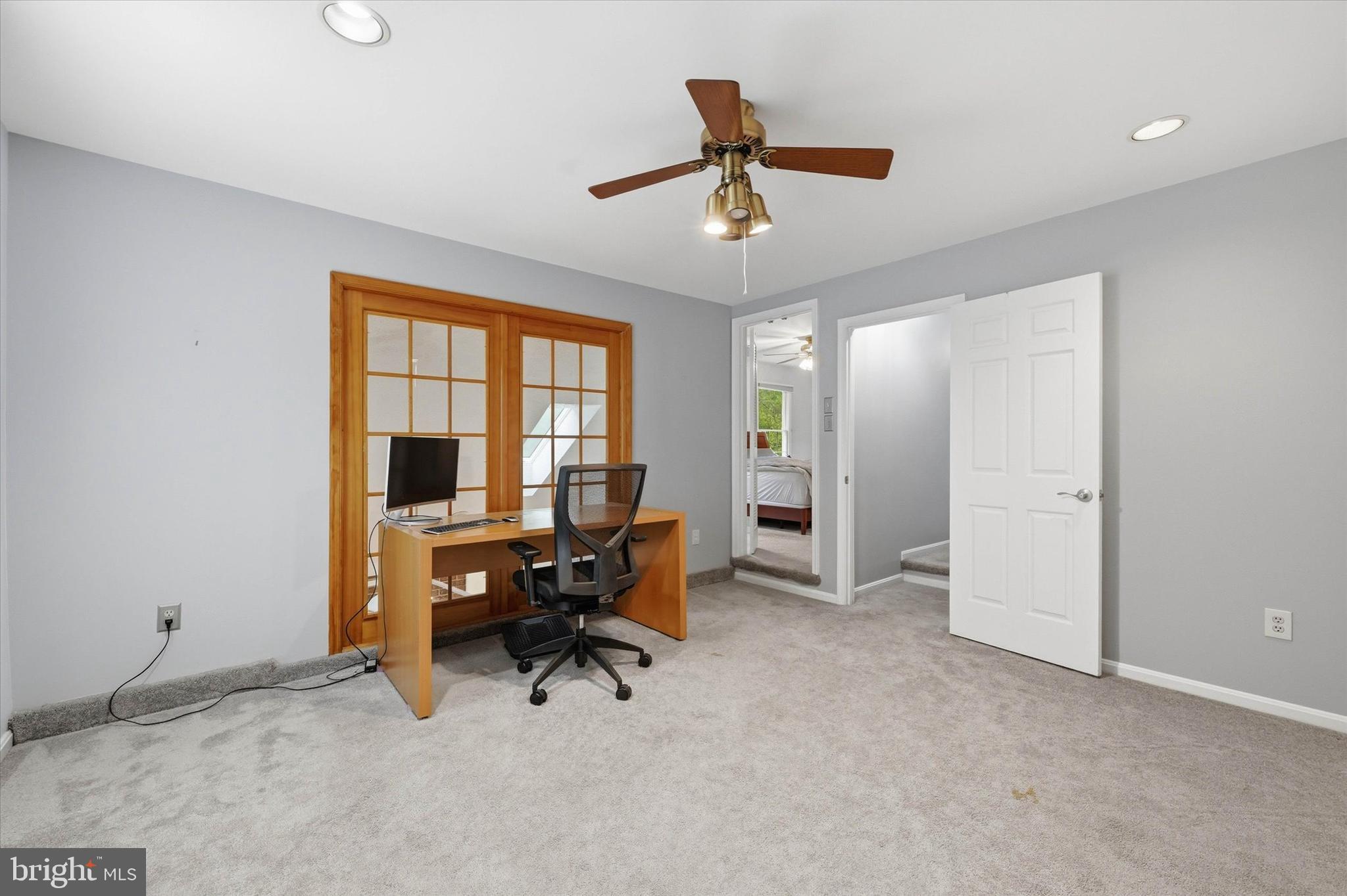 AUTUMN HILL - Residential