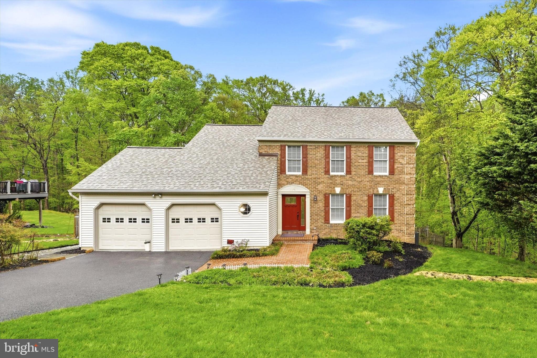 AUTUMN HILL - Residential