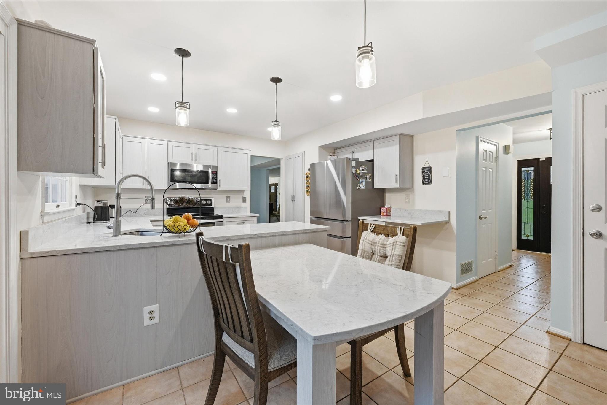 AUTUMN HILL - Residential