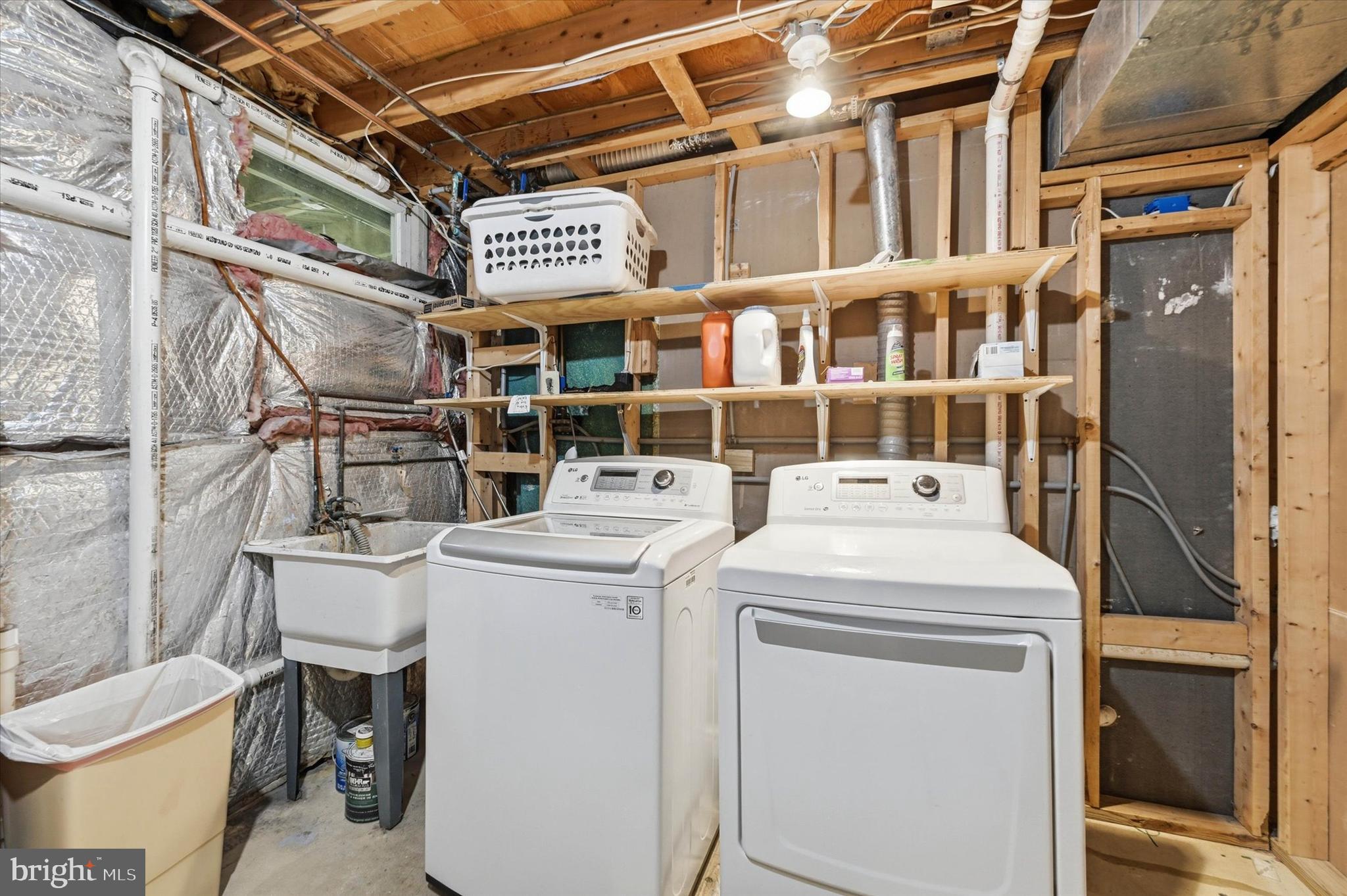 AUTUMN HILL - Residential