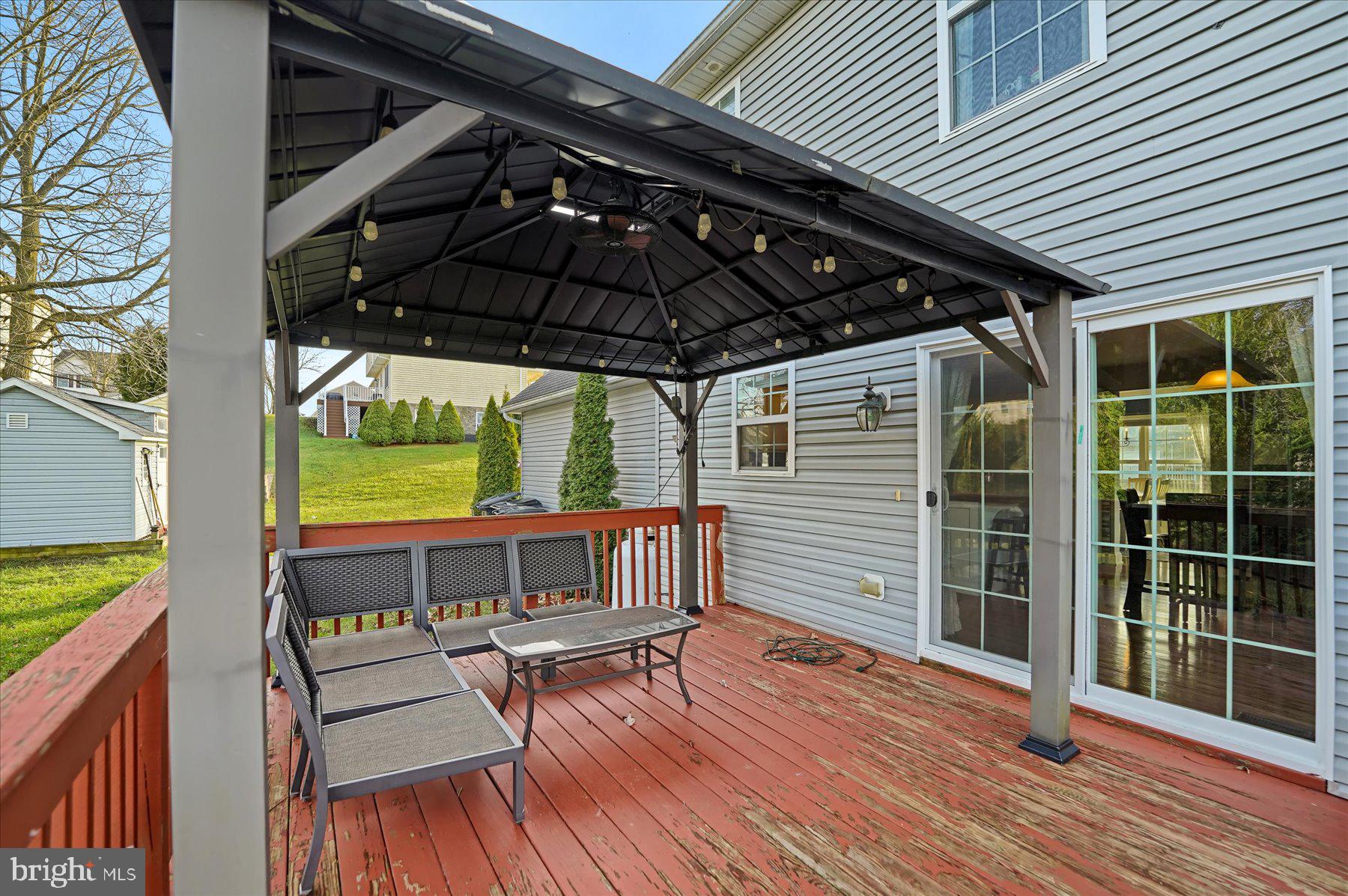 FOREST HEIGHTS - Residential