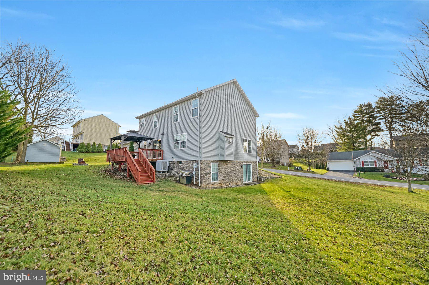 FOREST HEIGHTS - Residential