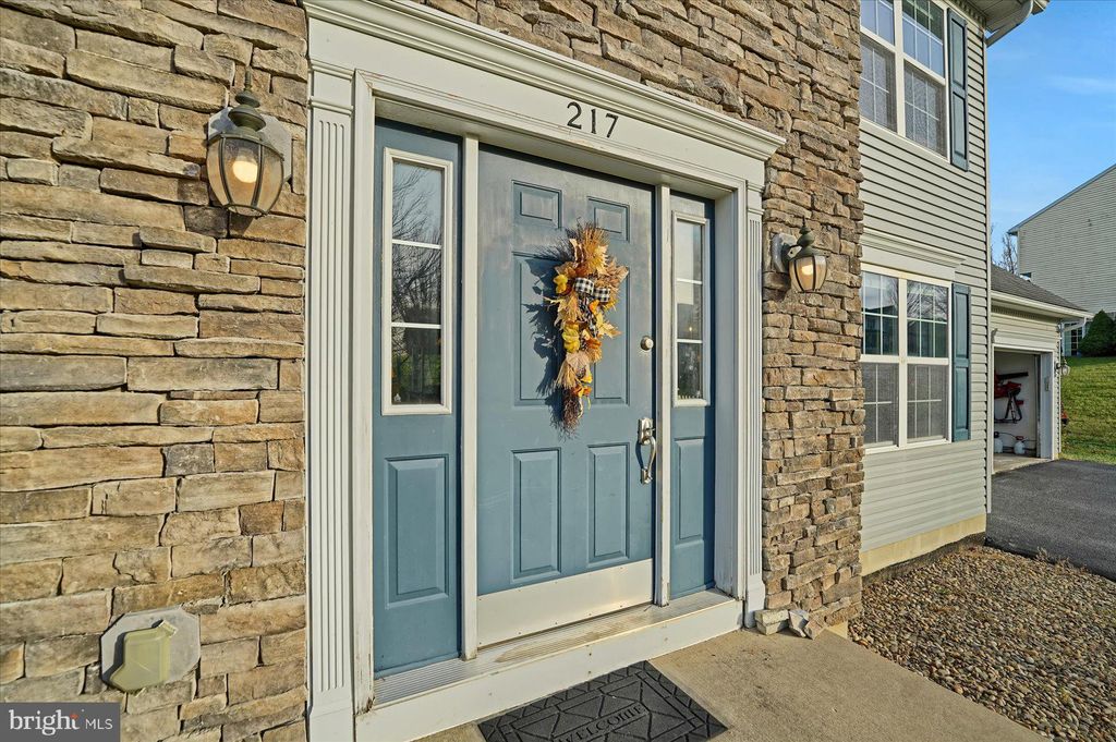 Photo of 217 Washington Avenue, BELLEFONTE, PA 16823 (MLS # PACE2517044)